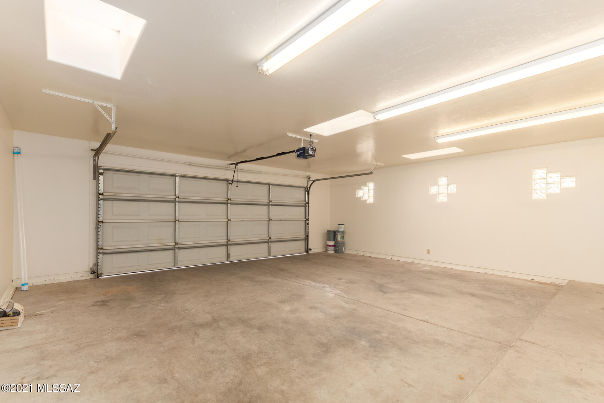 New Tucson Unit NO. 23 (140-261) - Residential