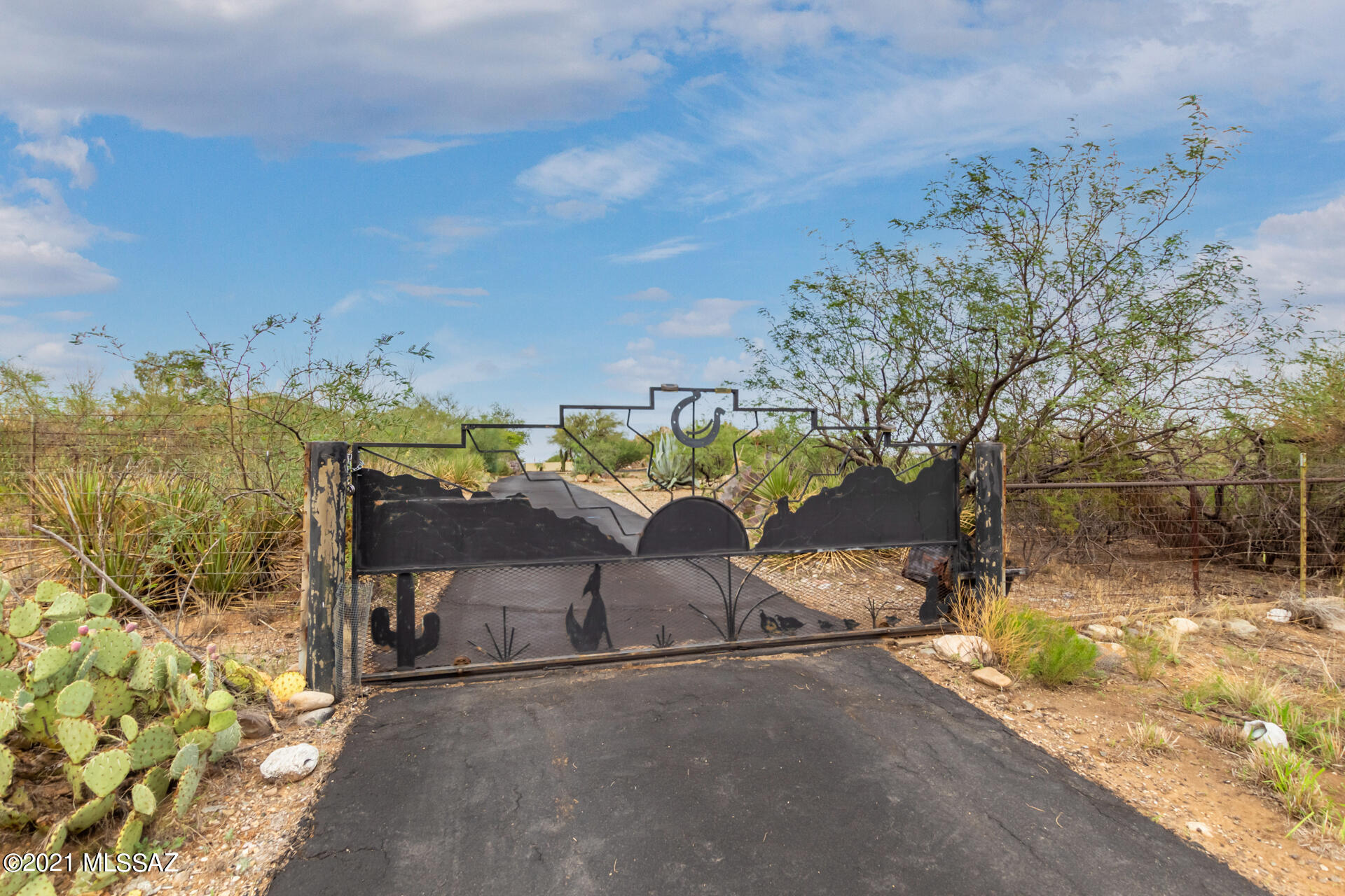 New Tucson Unit NO. 23 (140-261) - Residential