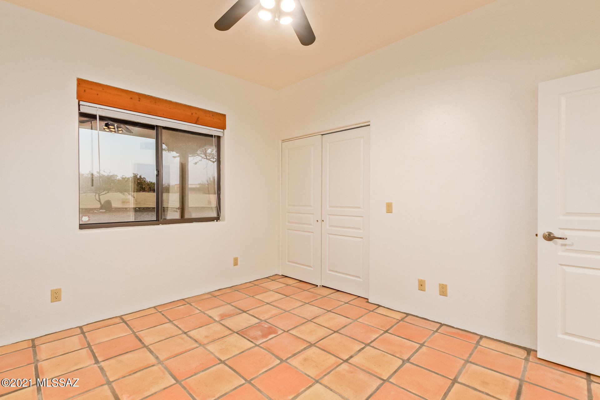 New Tucson Unit NO. 23 (140-261) - Residential