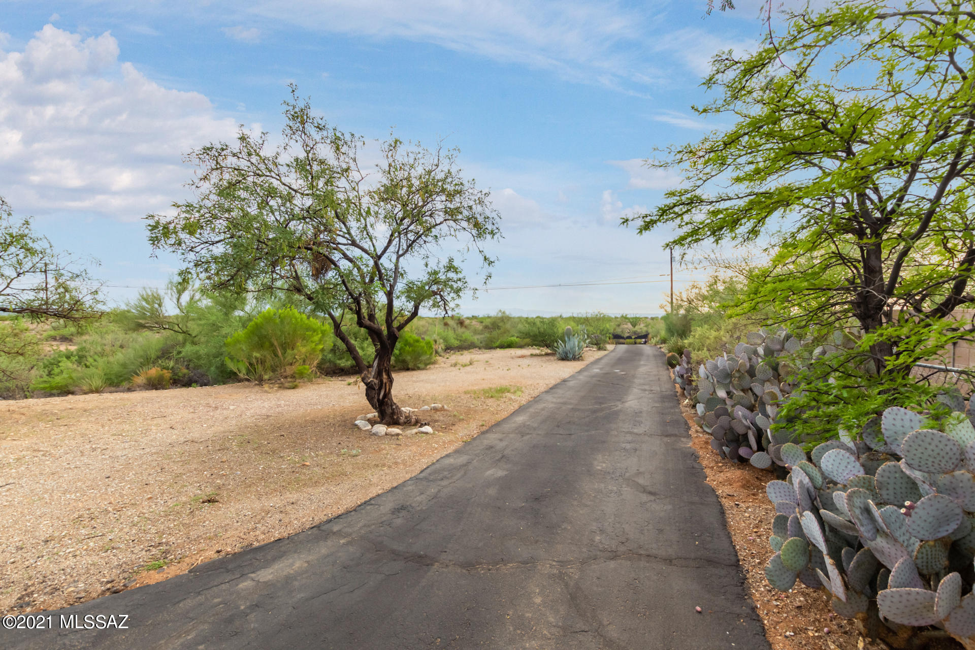 New Tucson Unit NO. 23 (140-261) - Residential