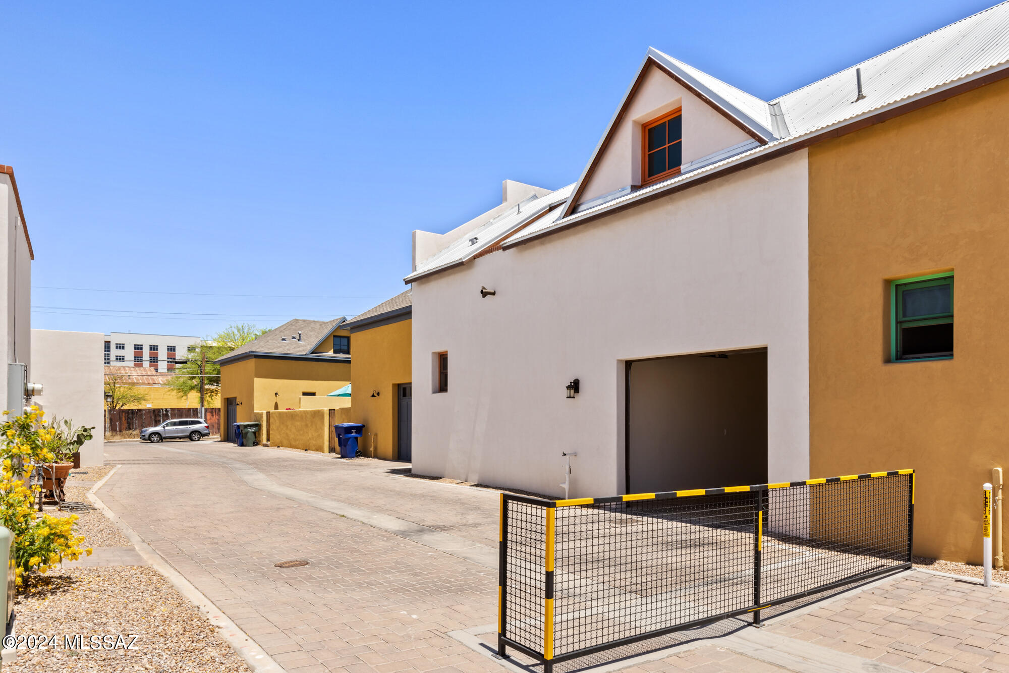 Kennedy & Meyer Townhomes - Residential
