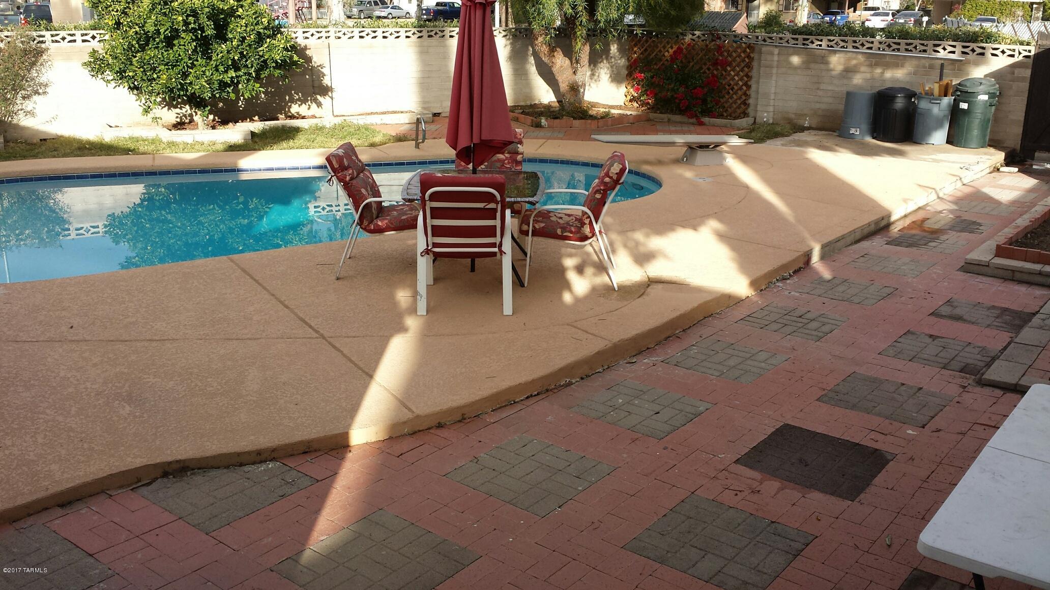Vista Del Prado (1-274) - Residential