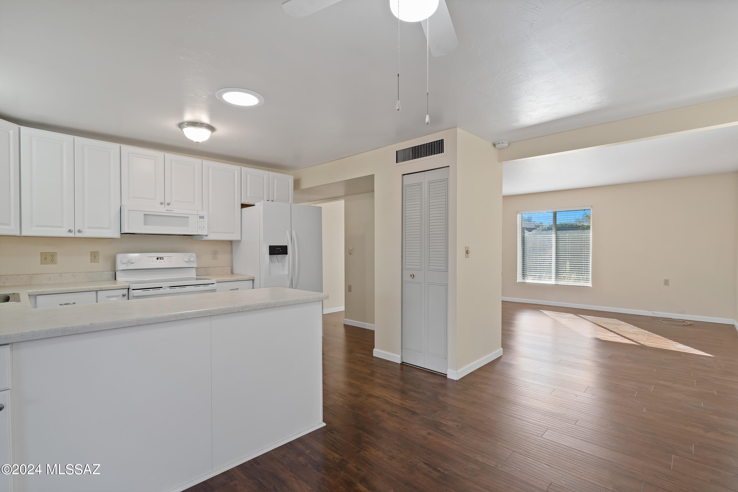 Verde Villas Condos - Residential