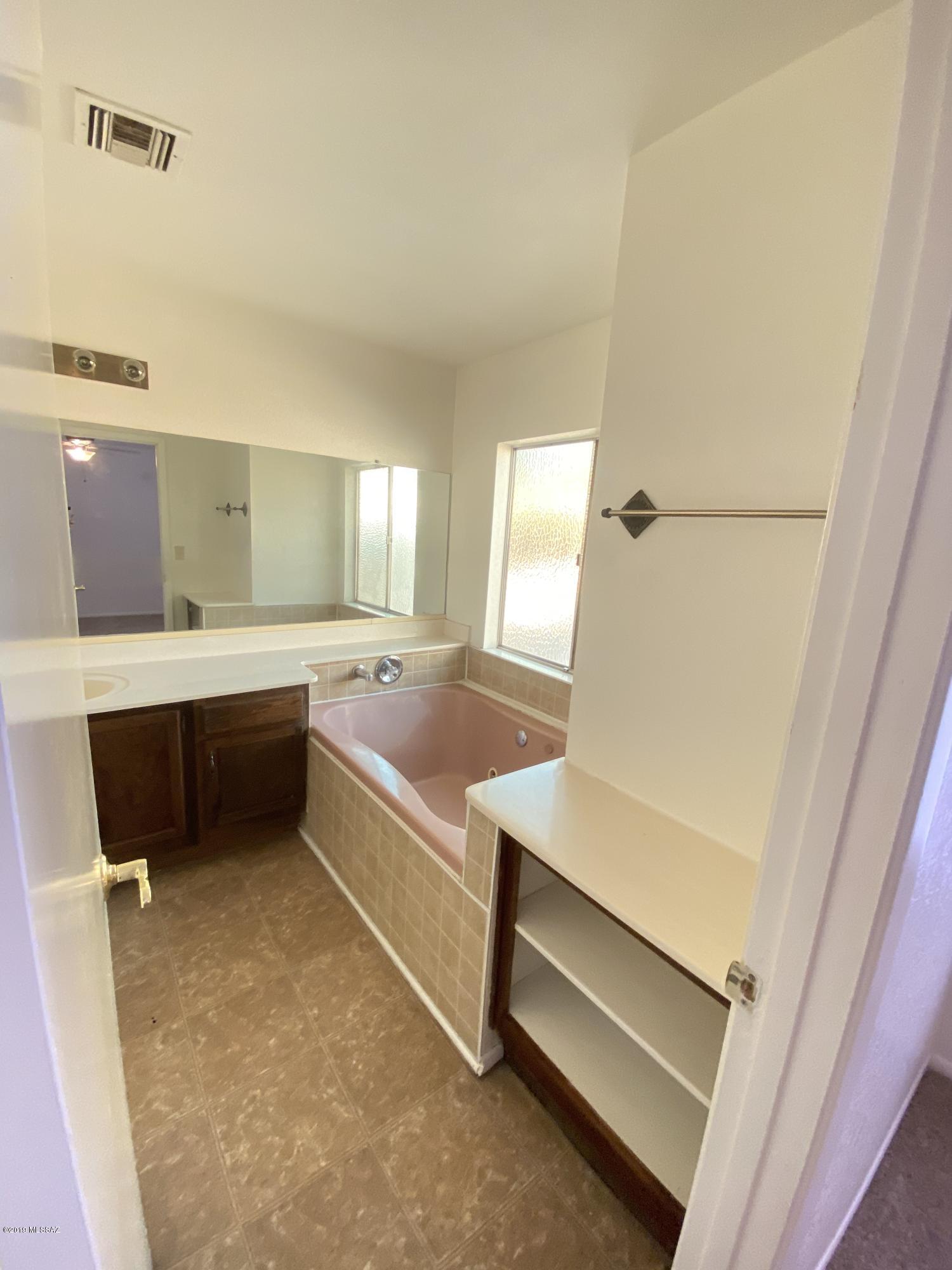 Mission West (1-370) - Residential