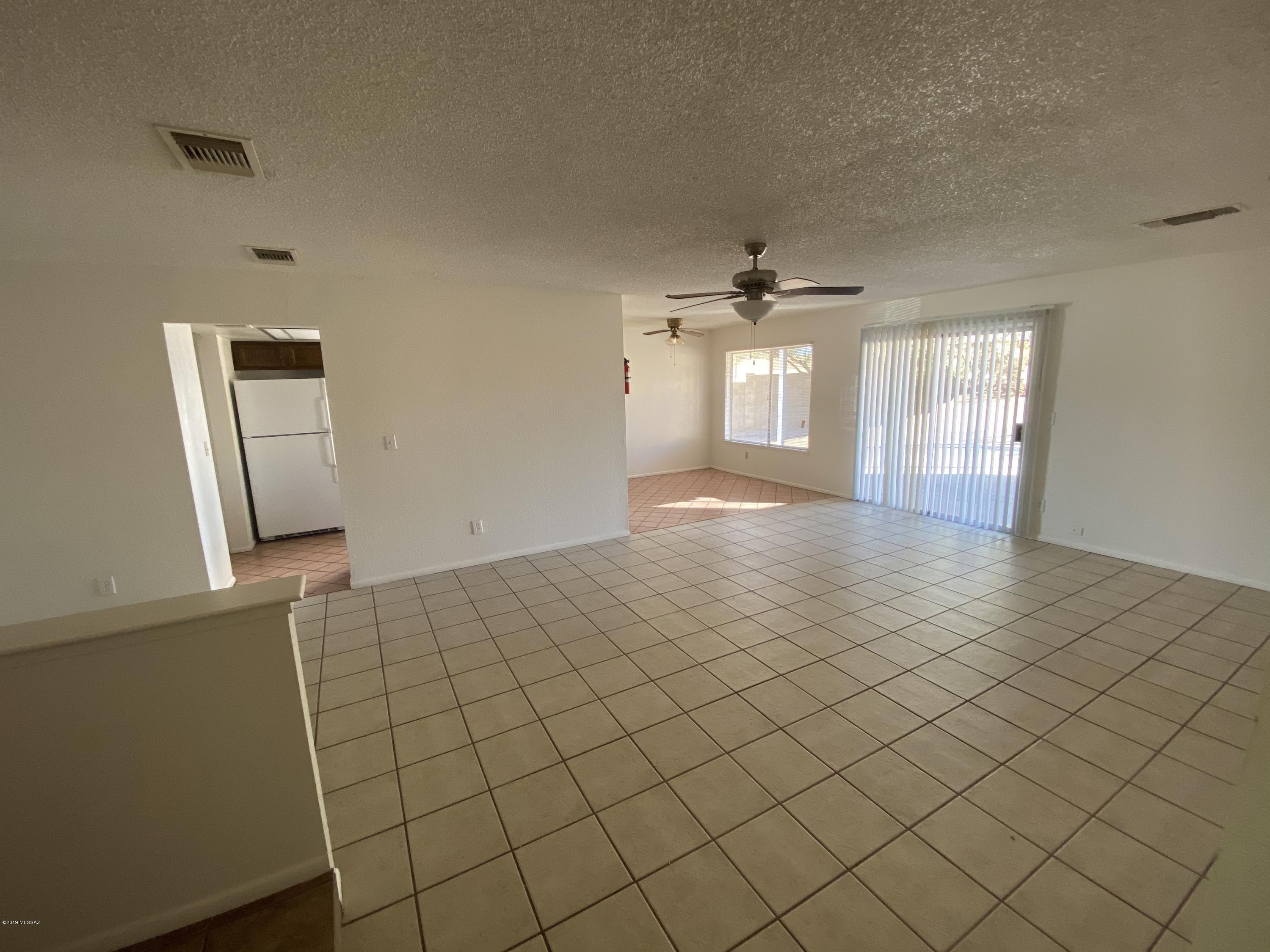 Mission West (1-370) - Residential
