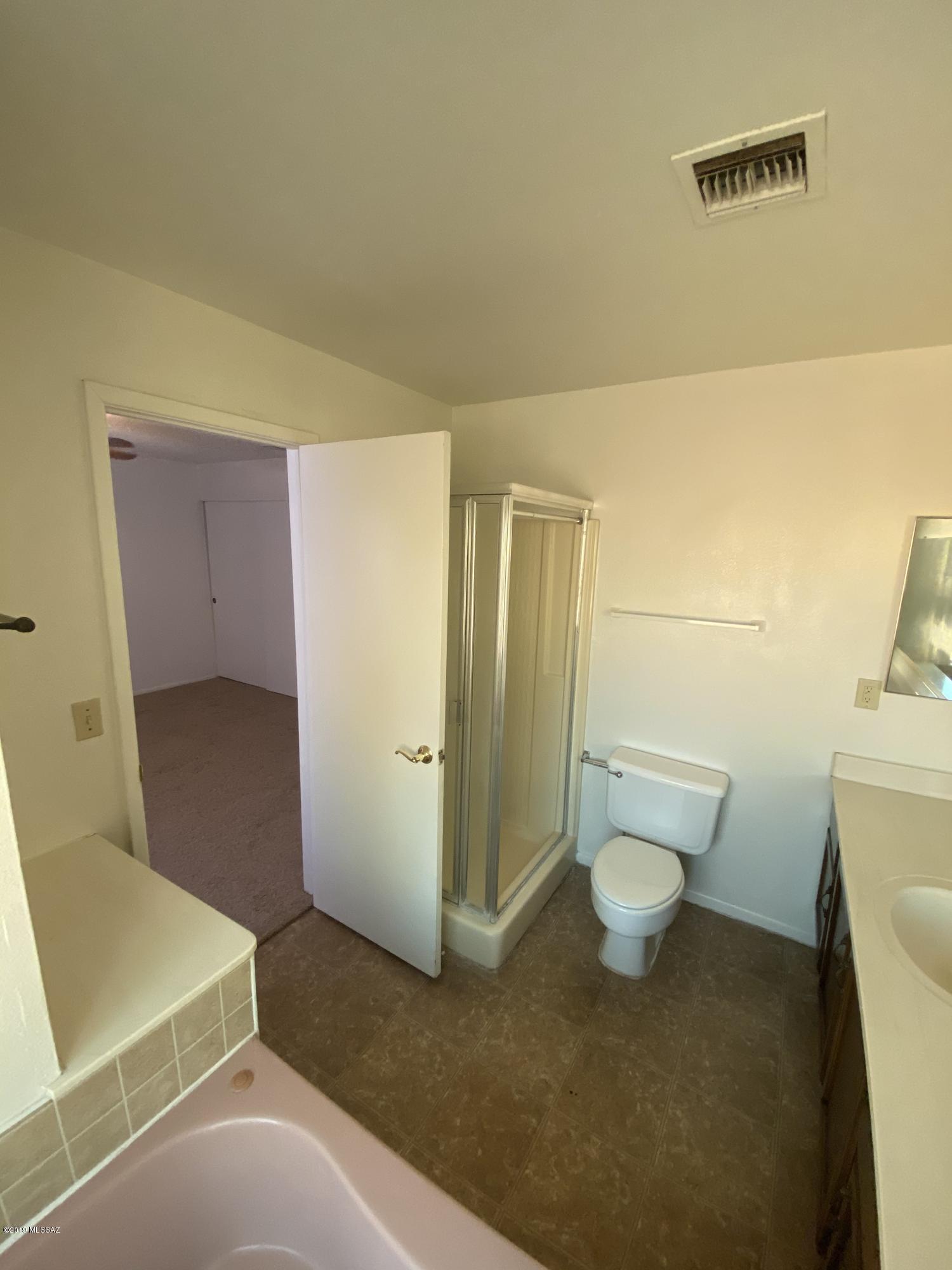 Mission West (1-370) - Residential