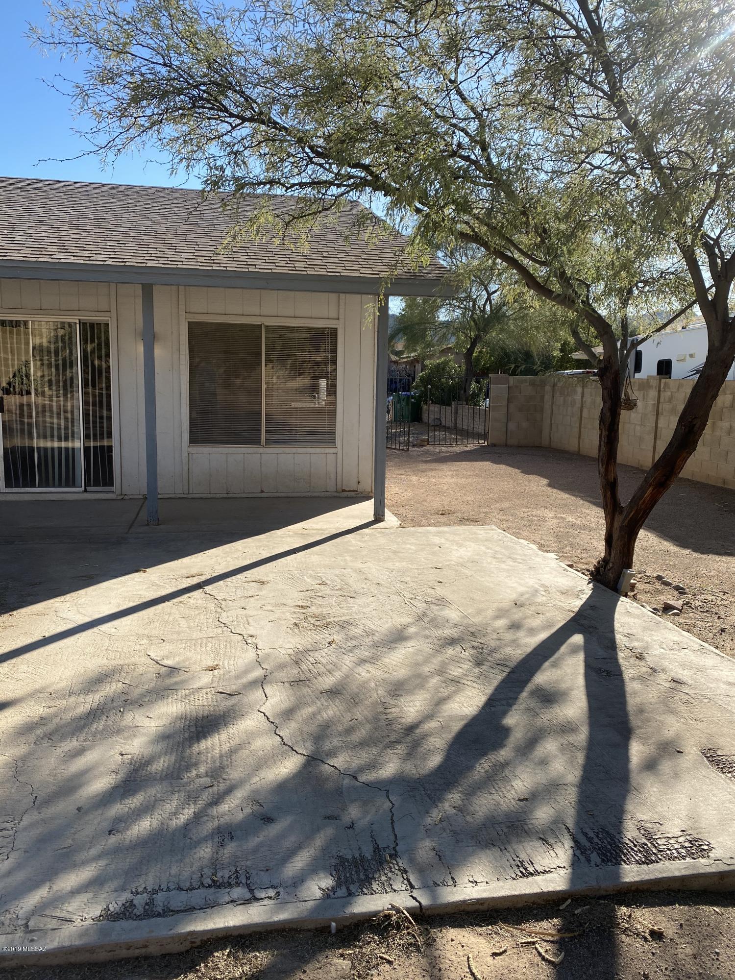 Mission West (1-370) - Residential