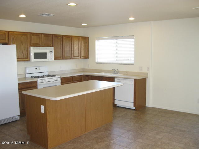 Riverhaven (1-373) - Residential Lease