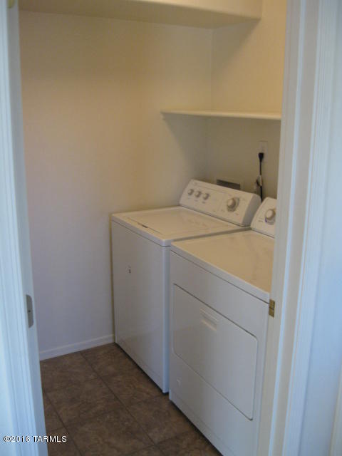 Riverhaven (1-373) - Residential Lease