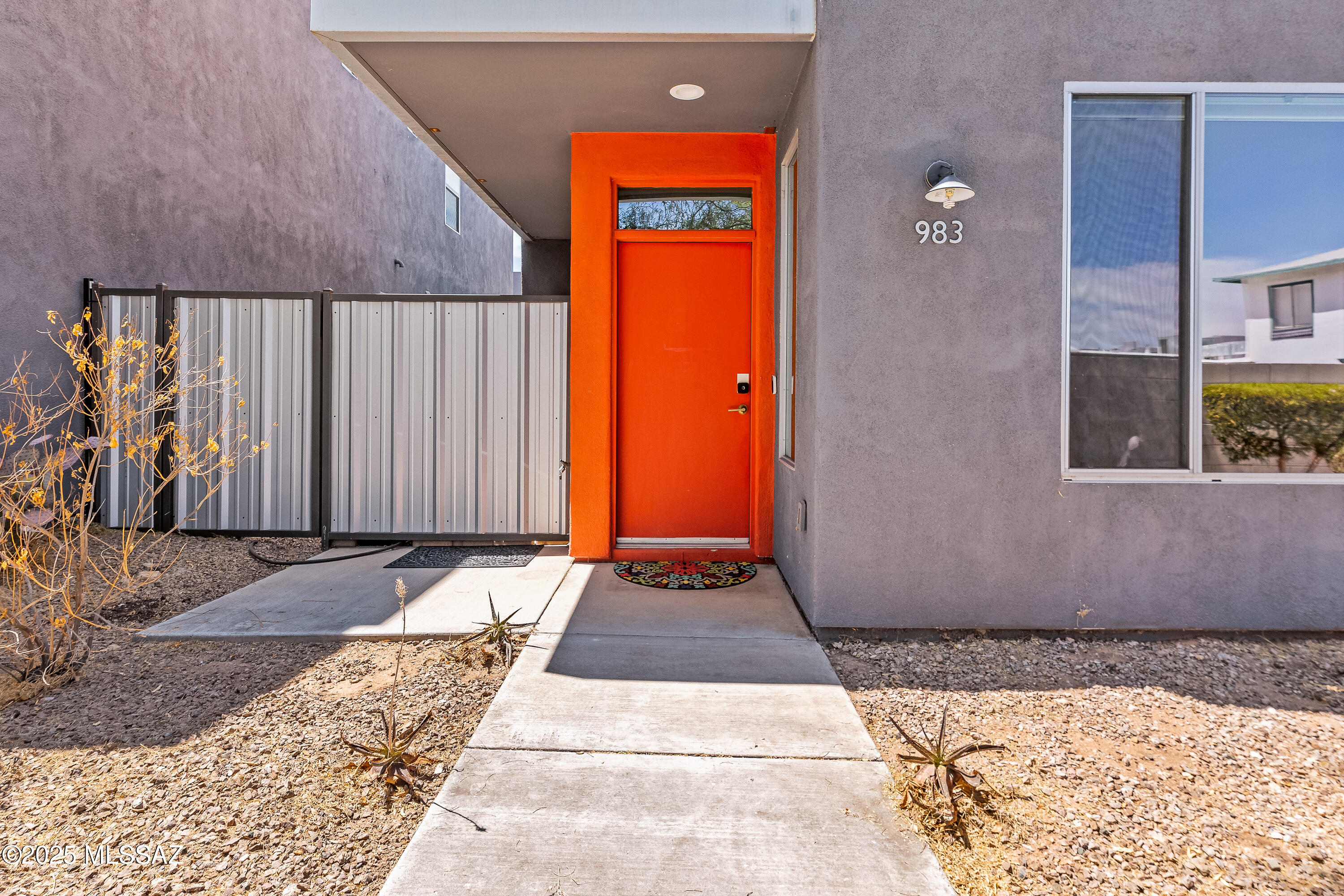 Park Modern SQ20153240738 - Residential