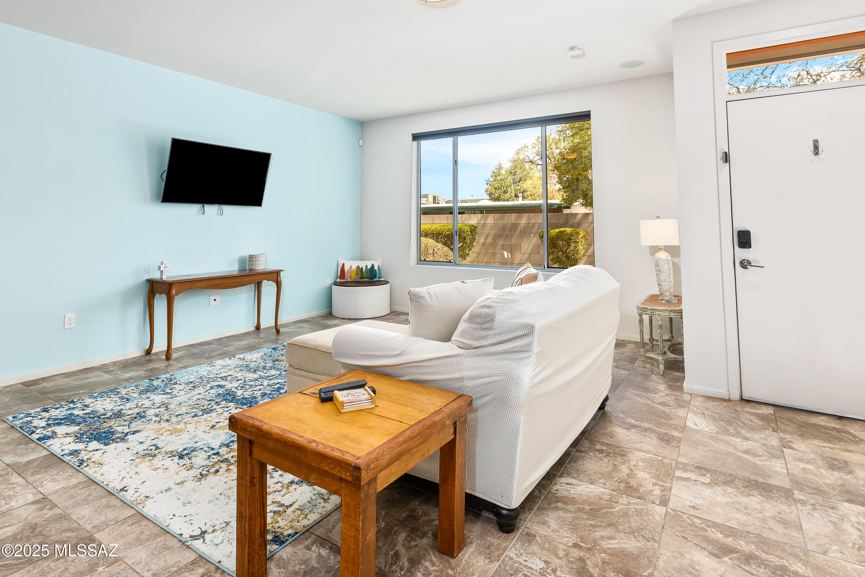 Park Modern SQ20153240738 - Residential
