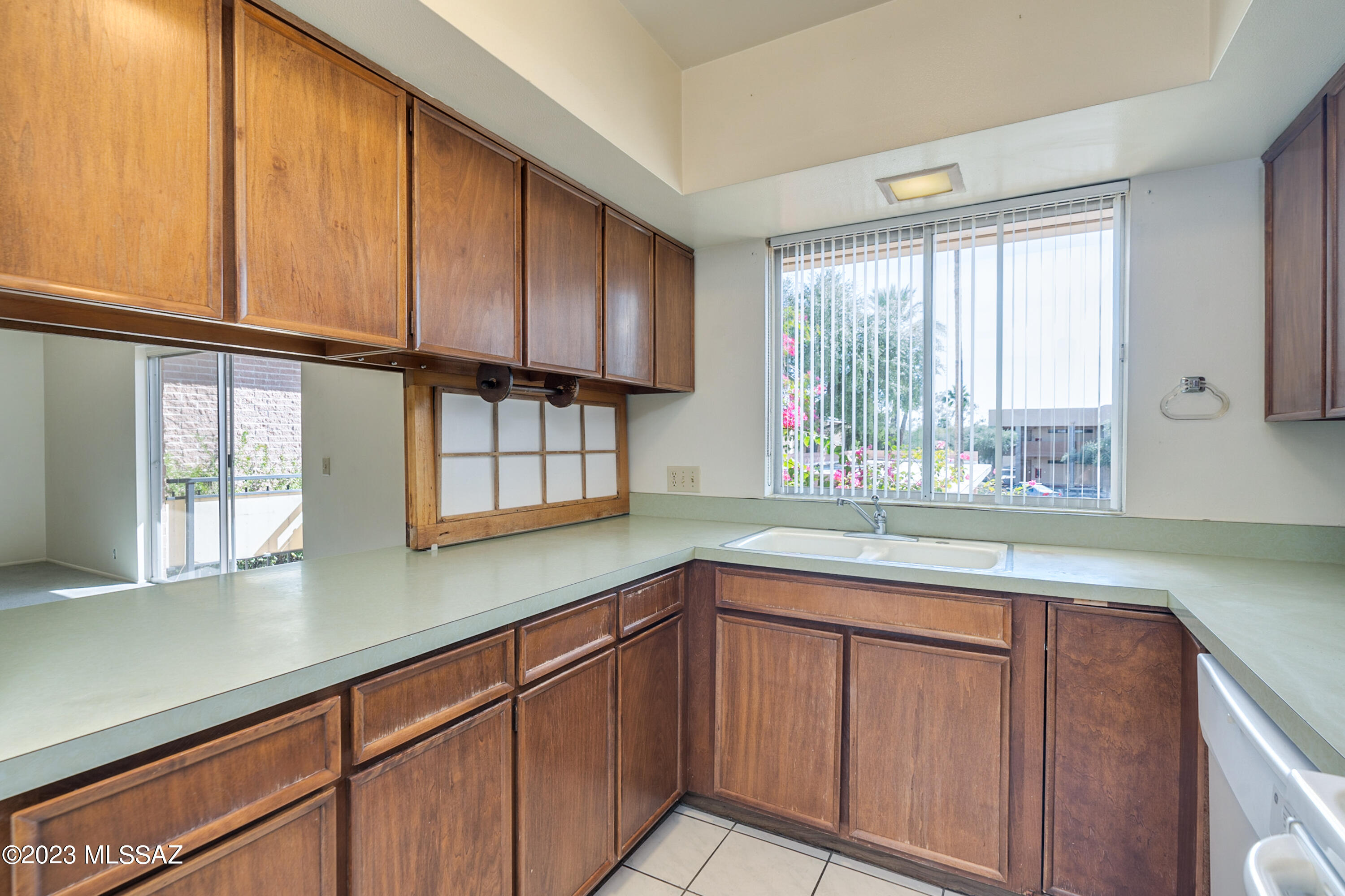 Country Club Heights - Residential