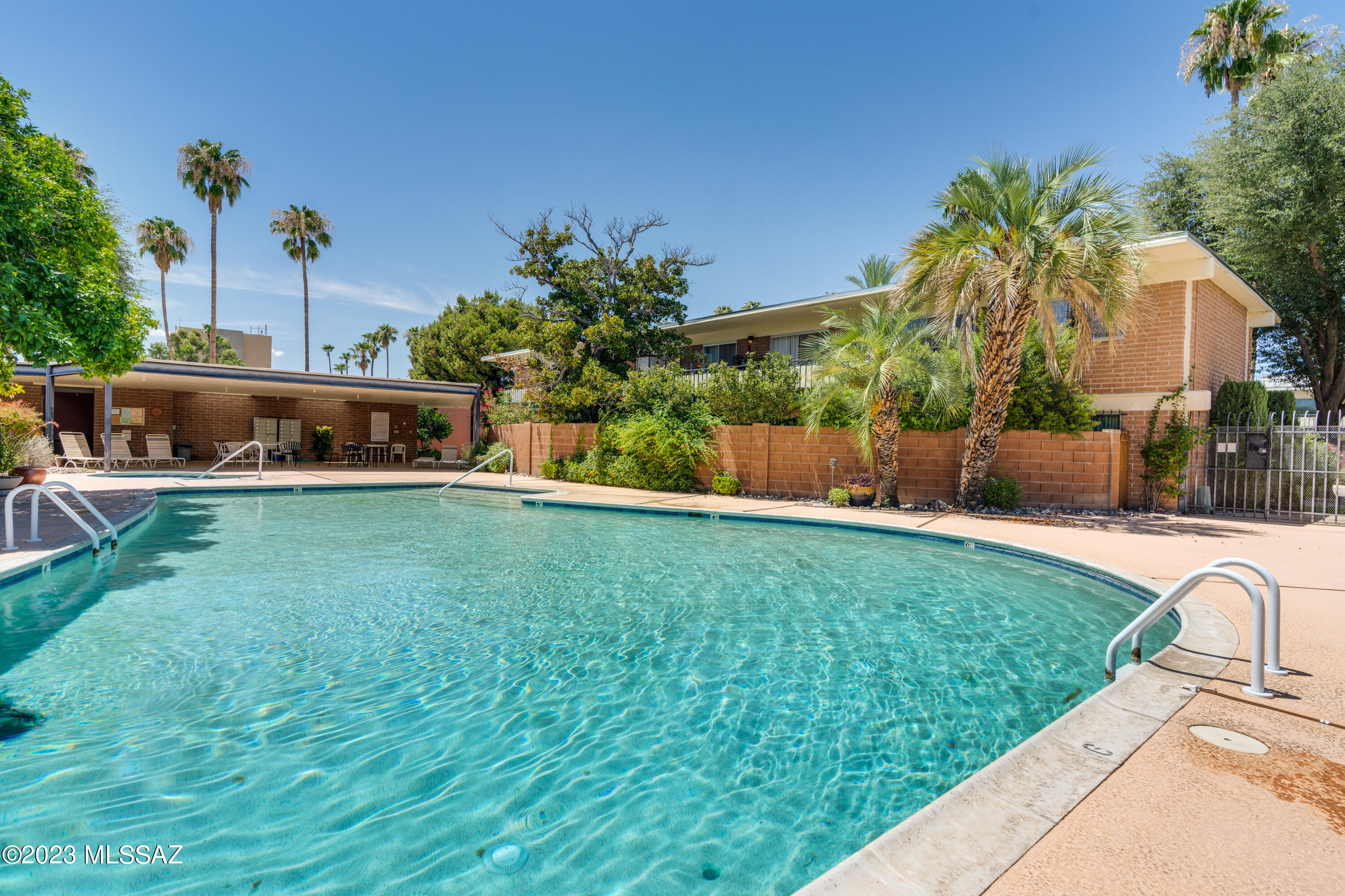 Country Club Heights - Residential