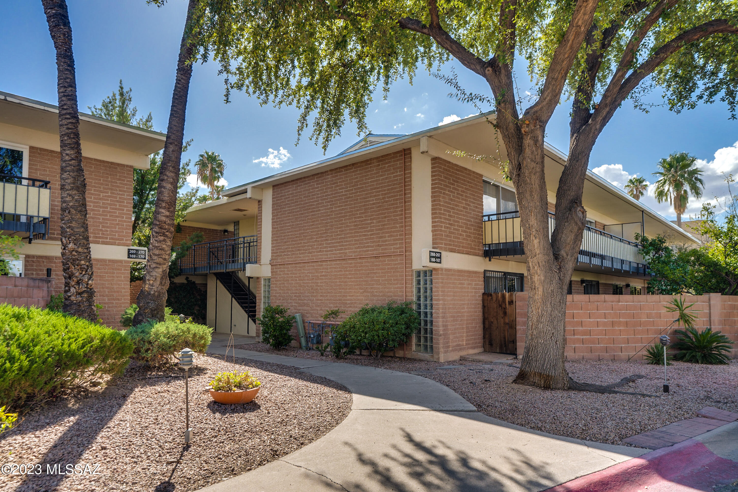 Country Club Heights - Residential