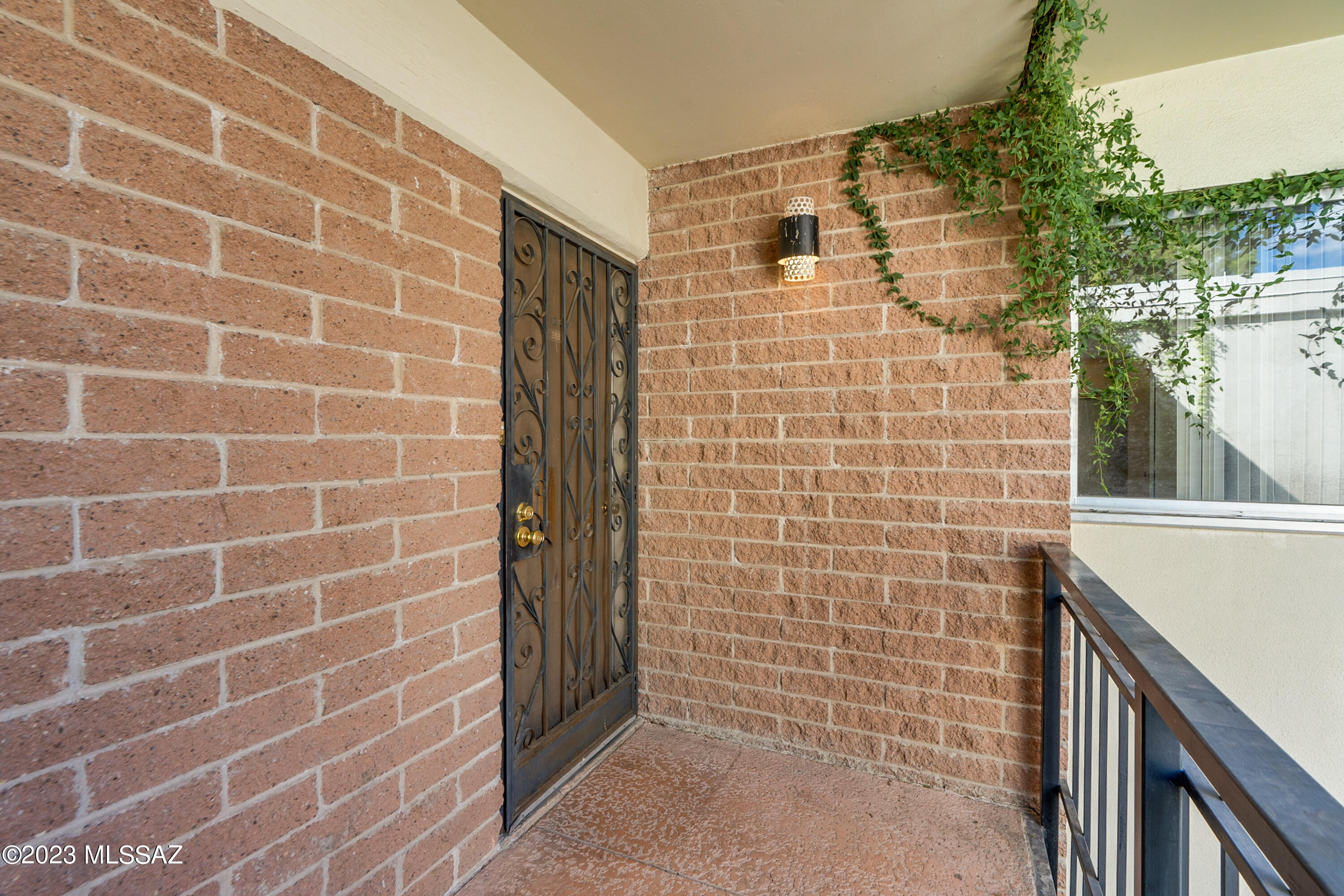 Country Club Heights - Residential