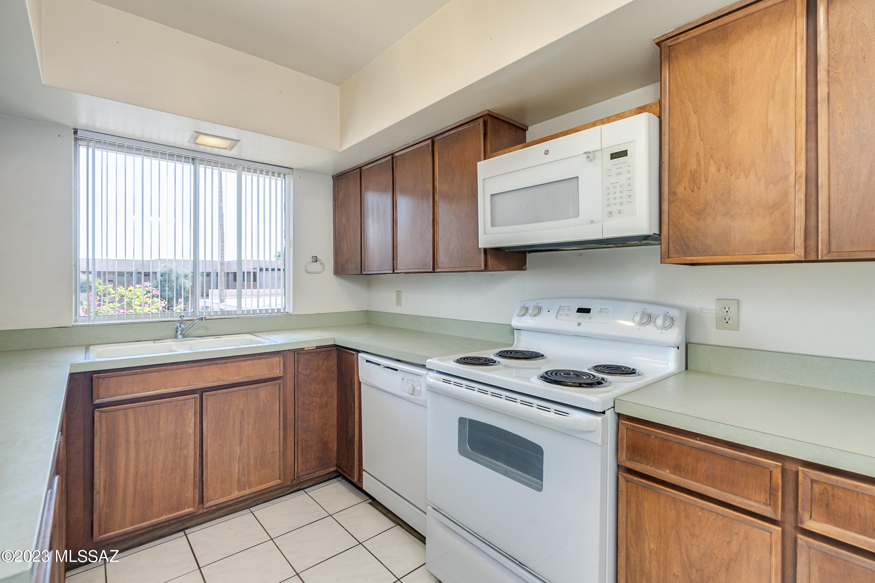 Country Club Heights - Residential