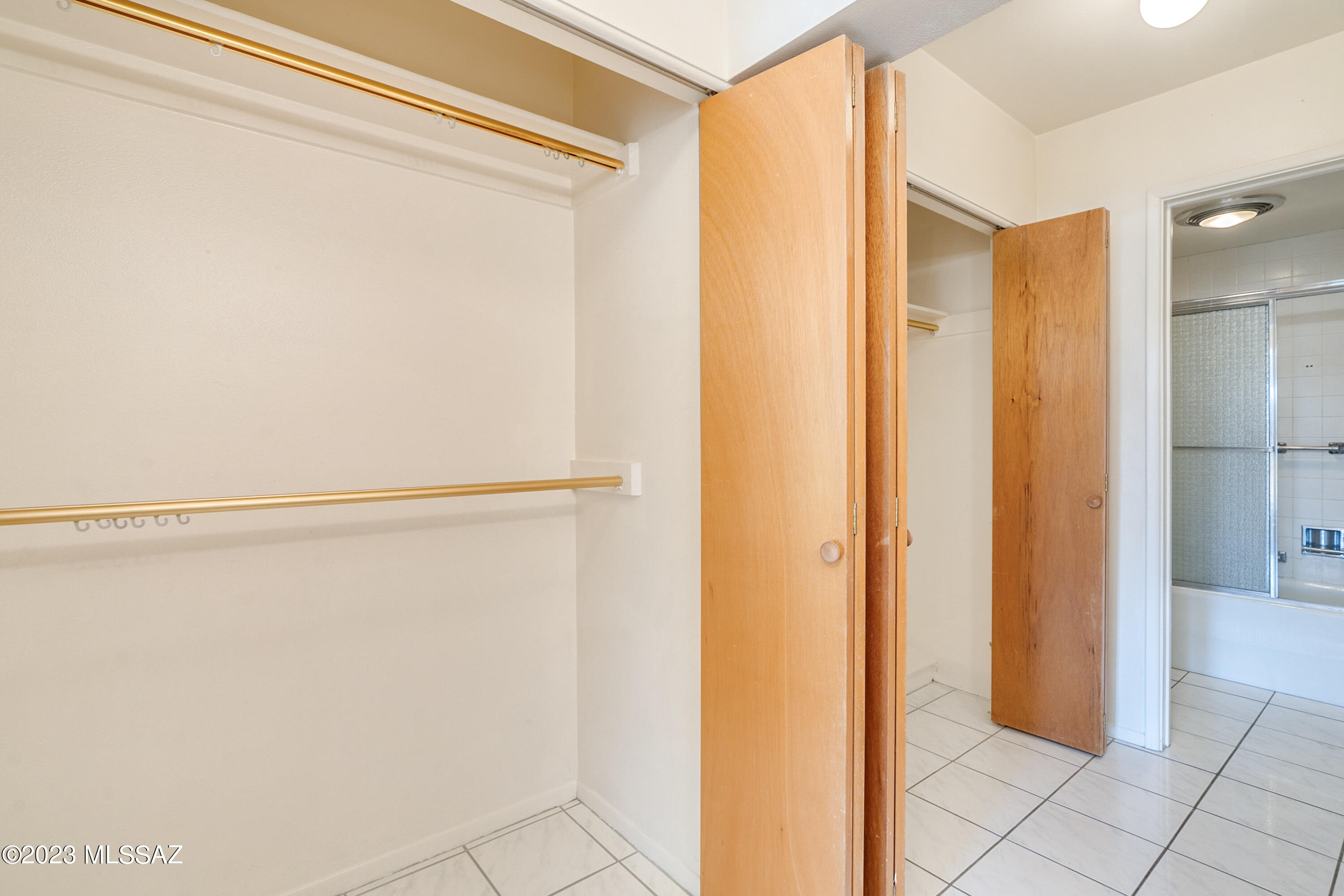 Country Club Heights - Residential