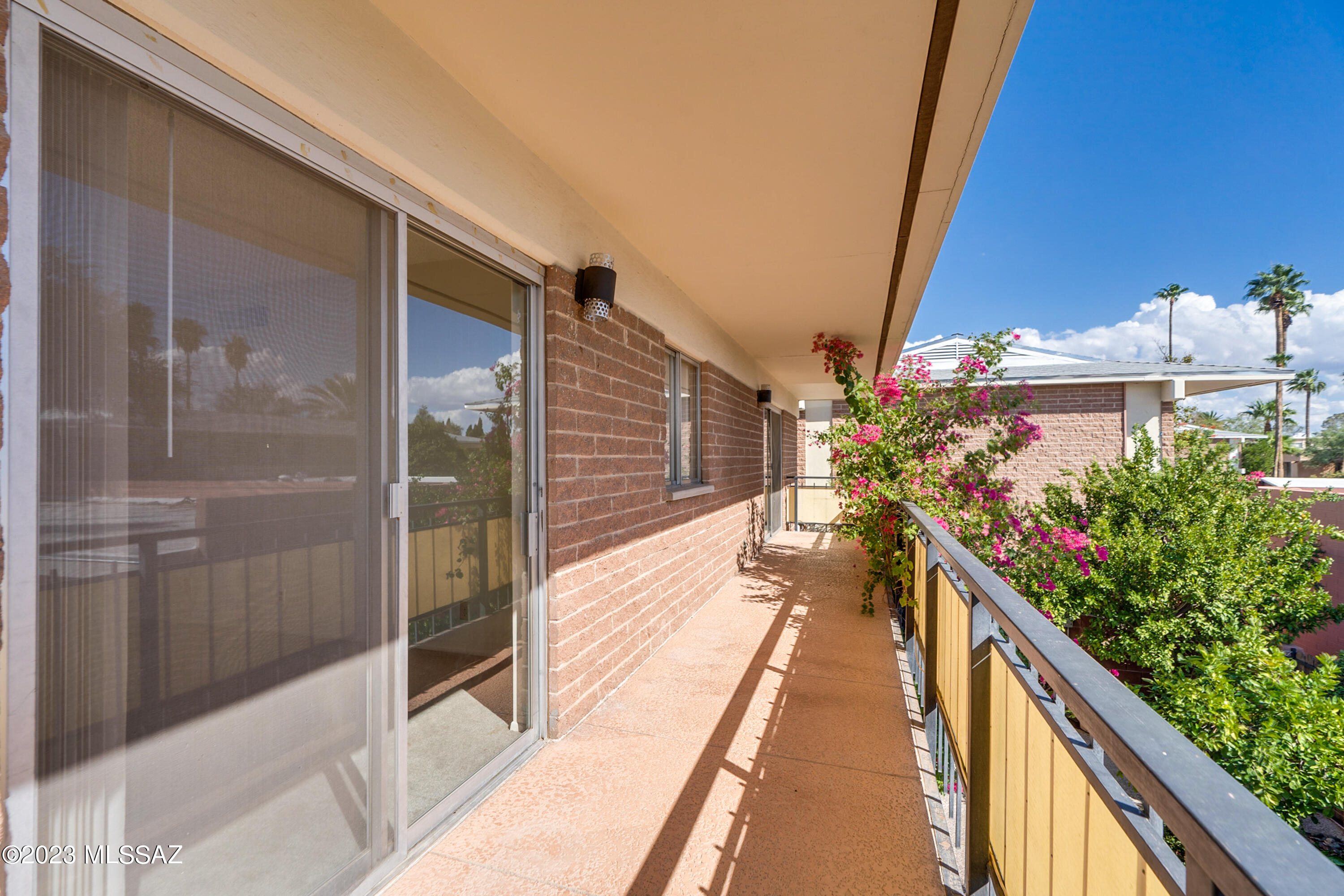 Country Club Heights - Residential
