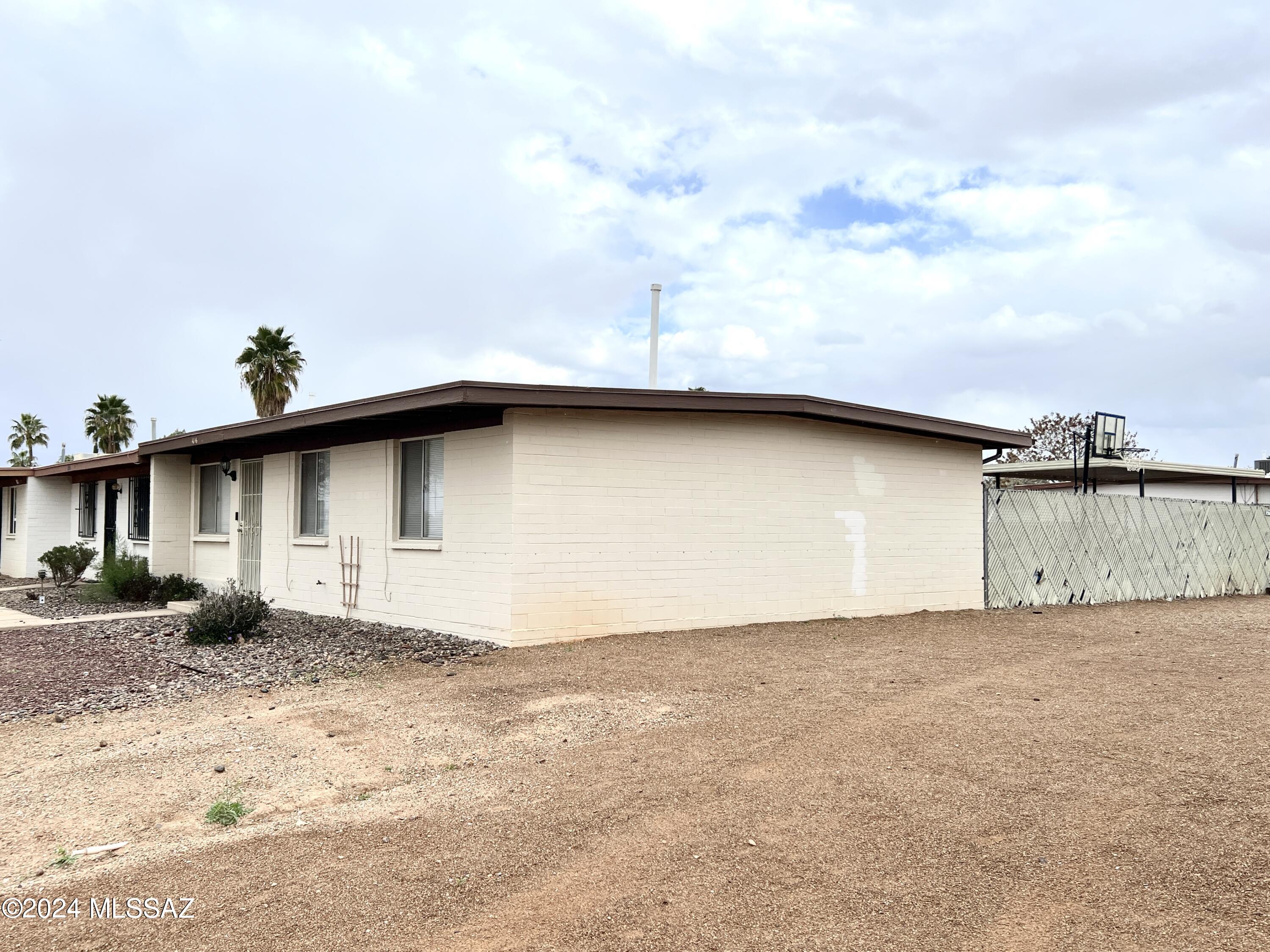 Palm Grove Clusters (186-349, 543) - Residential