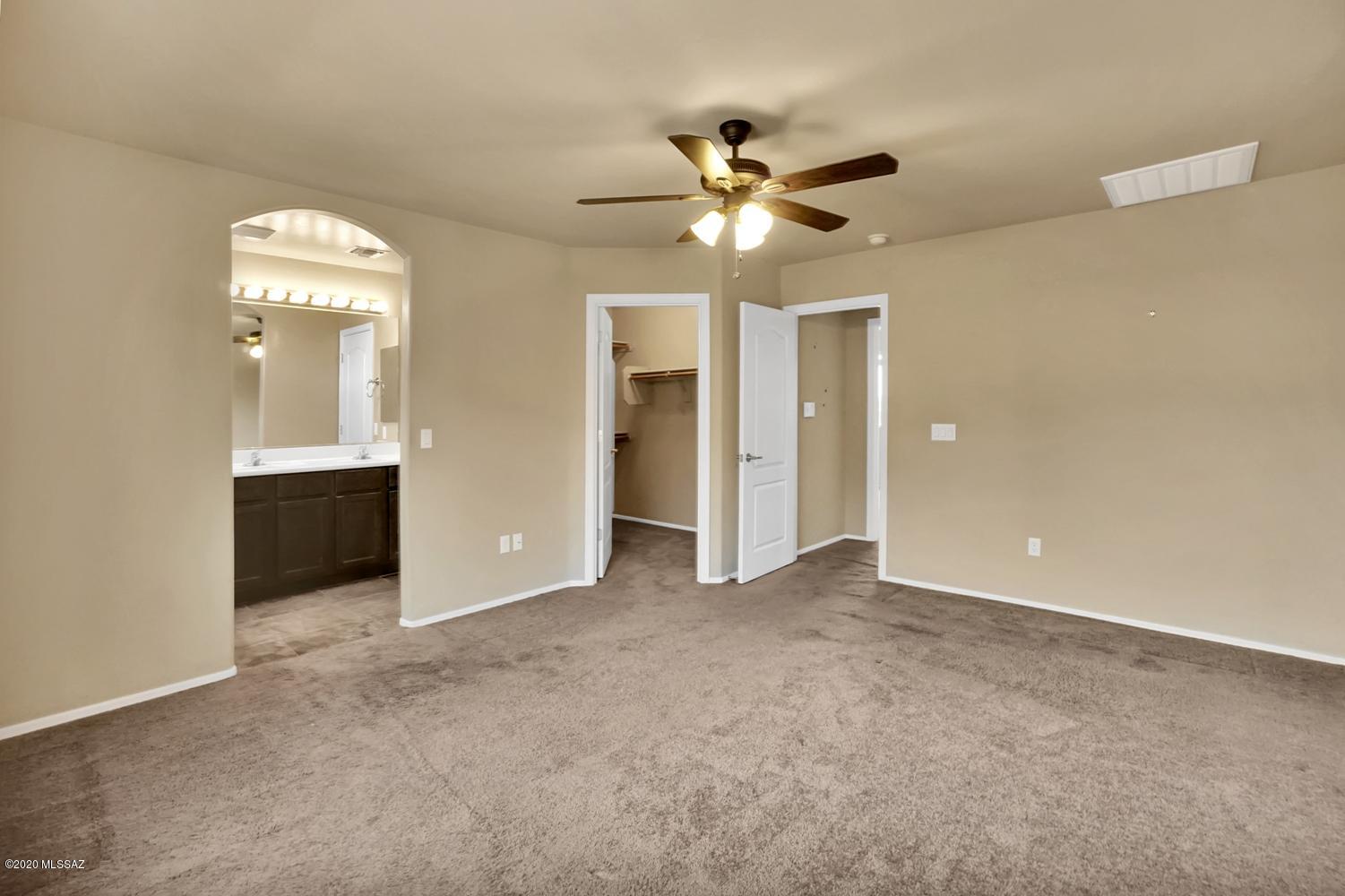 Third Street Promenade Condominium SQ20140240790 - Residential Lease