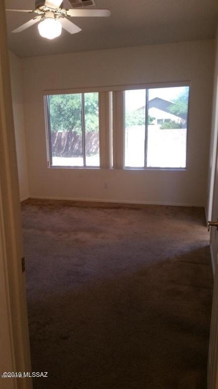 Hacienda Del Oro (1-78) - Residential Lease