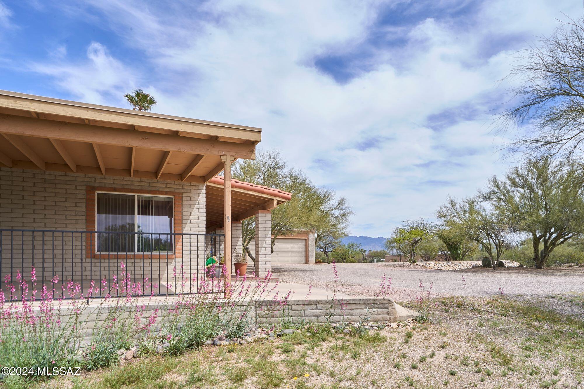 Rinconada Hills  (1-115) - Residential