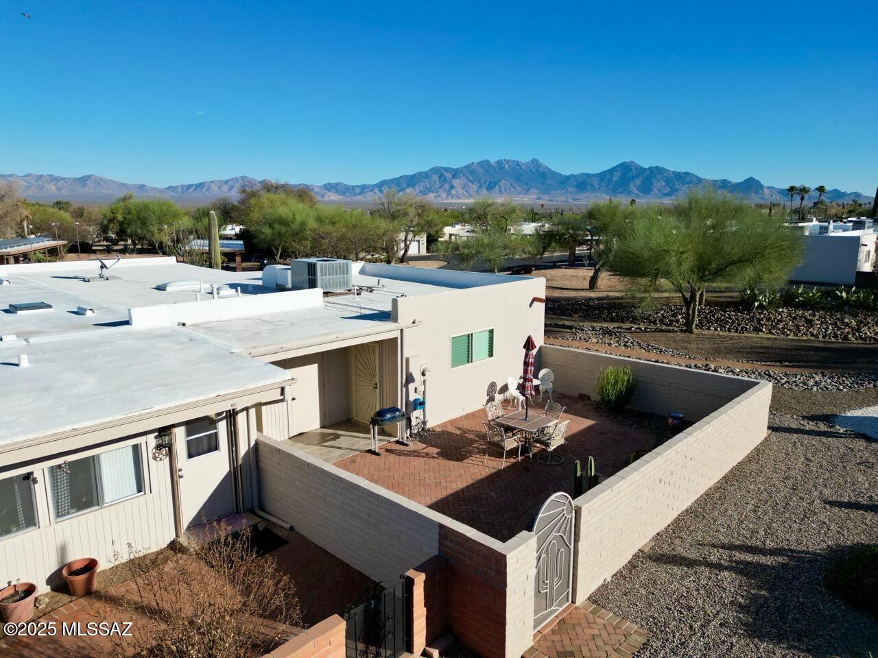 Green Valley Townhouses NO.7 - Residential