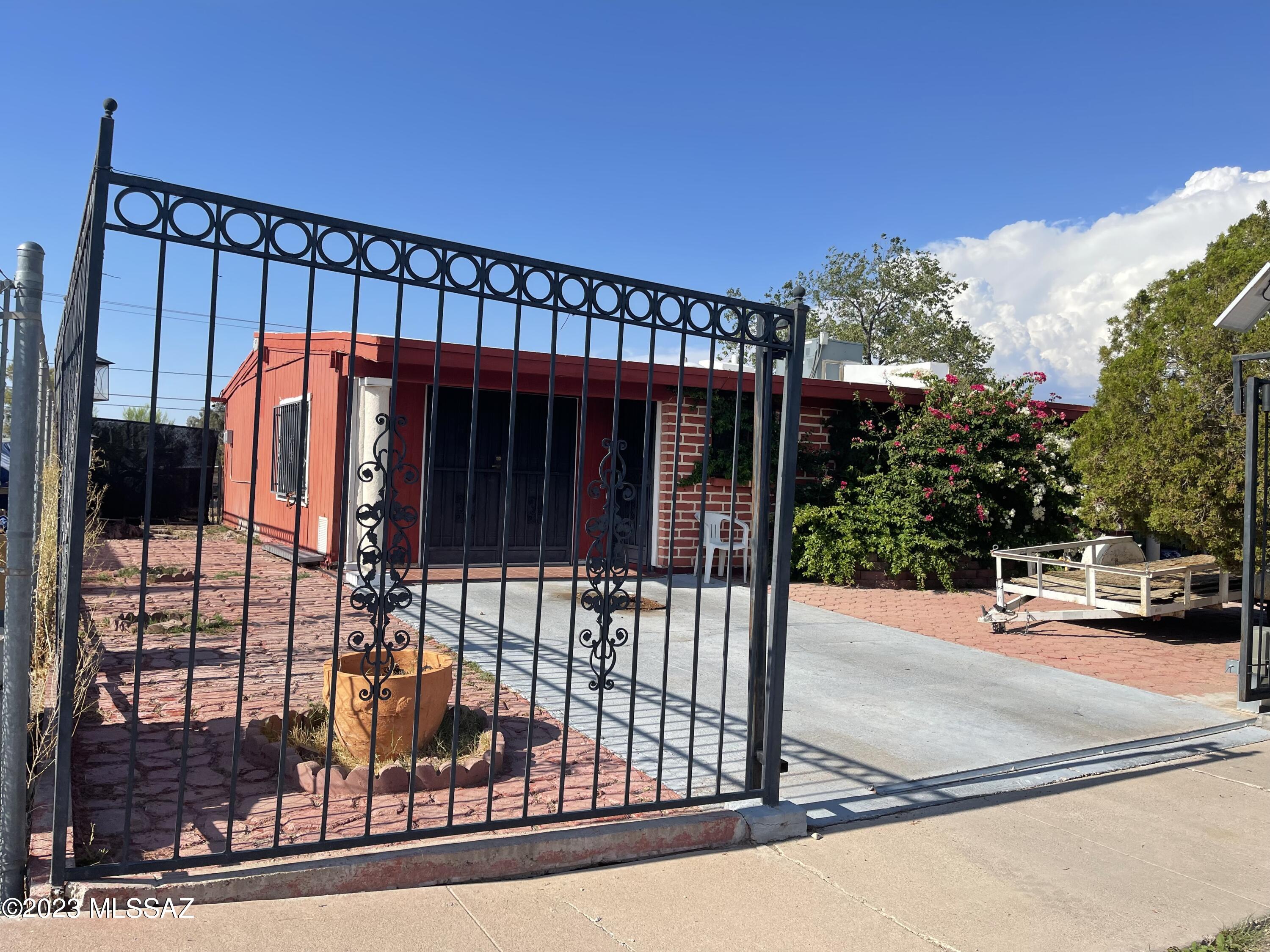 Fiesta Park - Residential