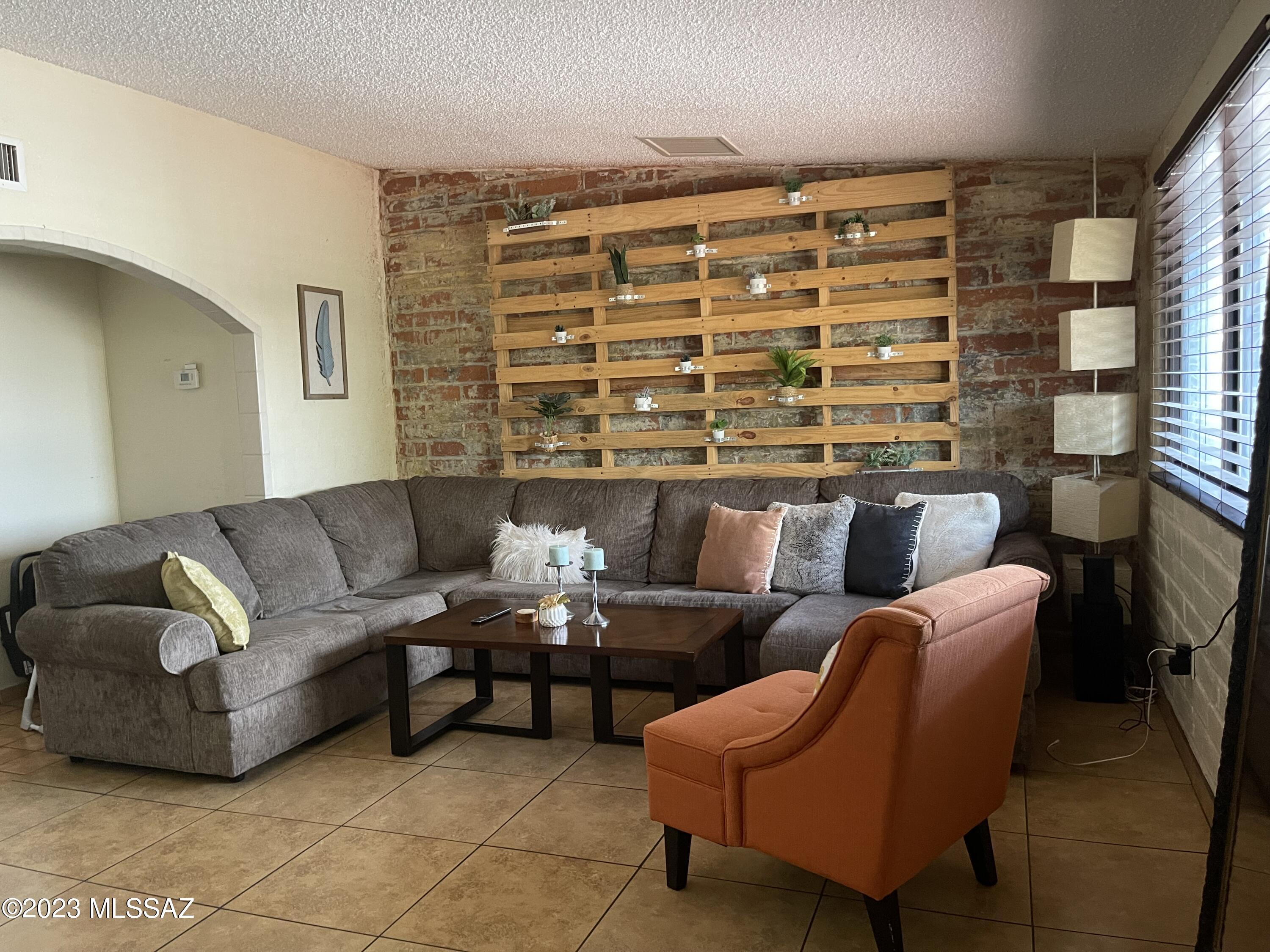 Fiesta Park - Residential