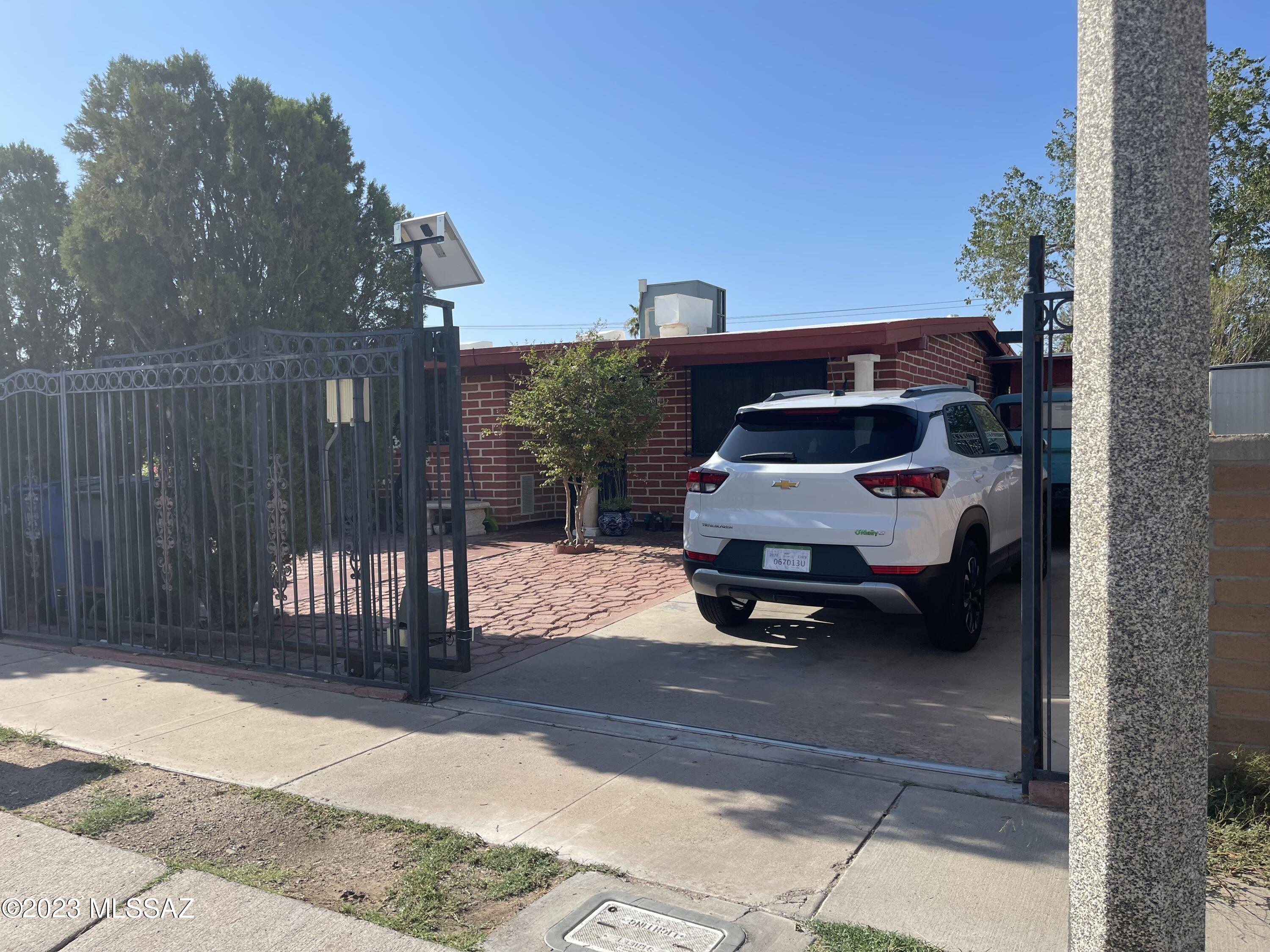 Fiesta Park - Residential