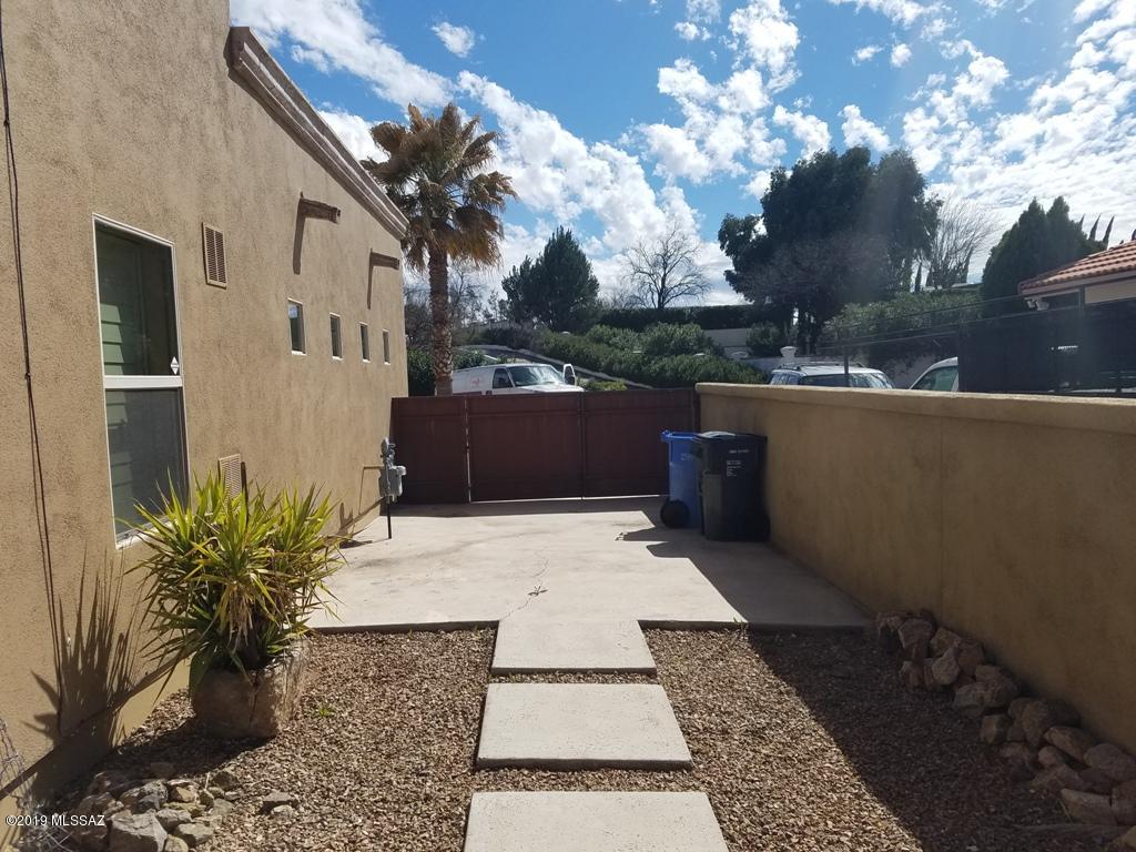Meadow Hills - Residential