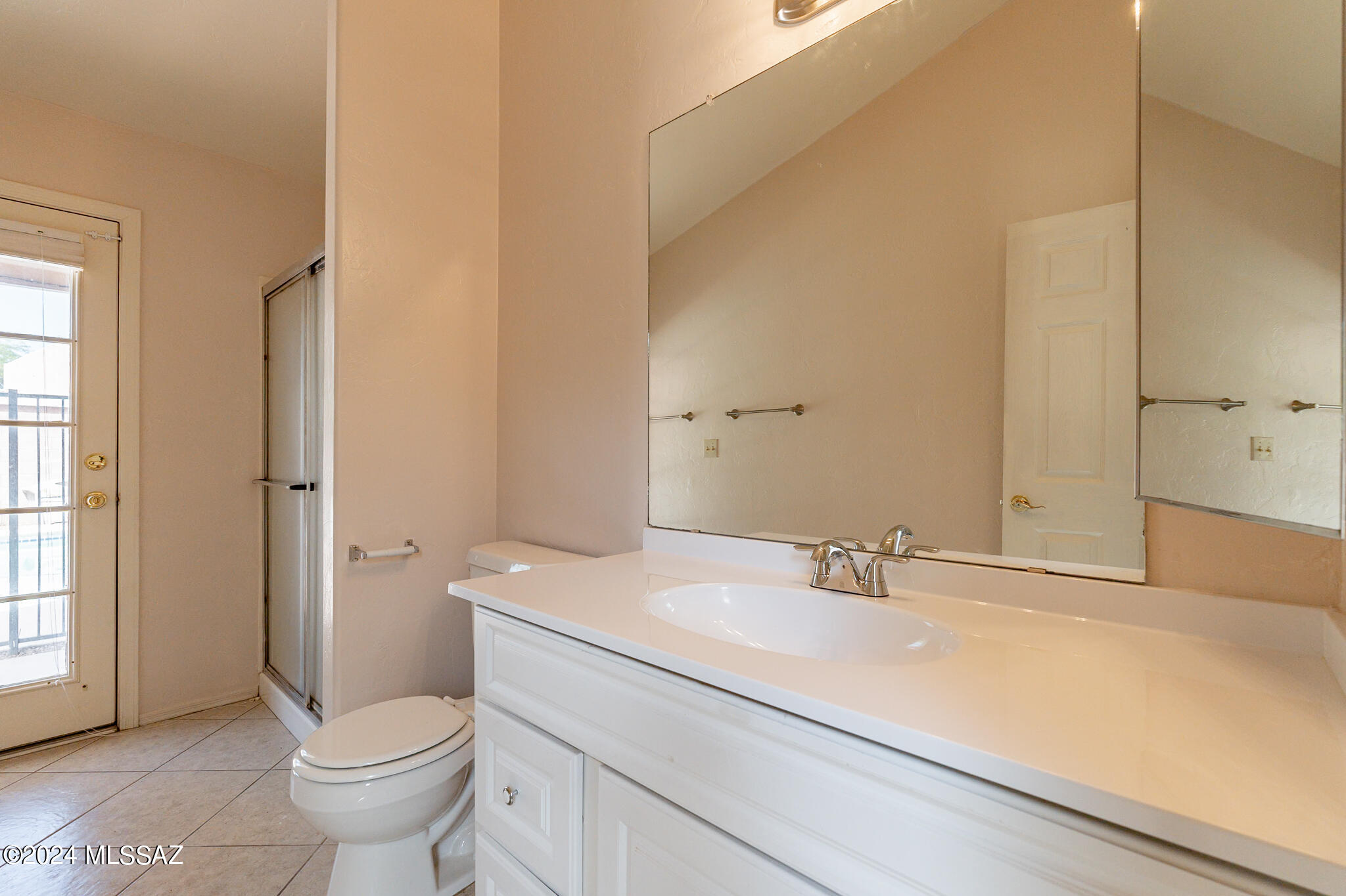 Sonrisa (1-121) - Residential Lease