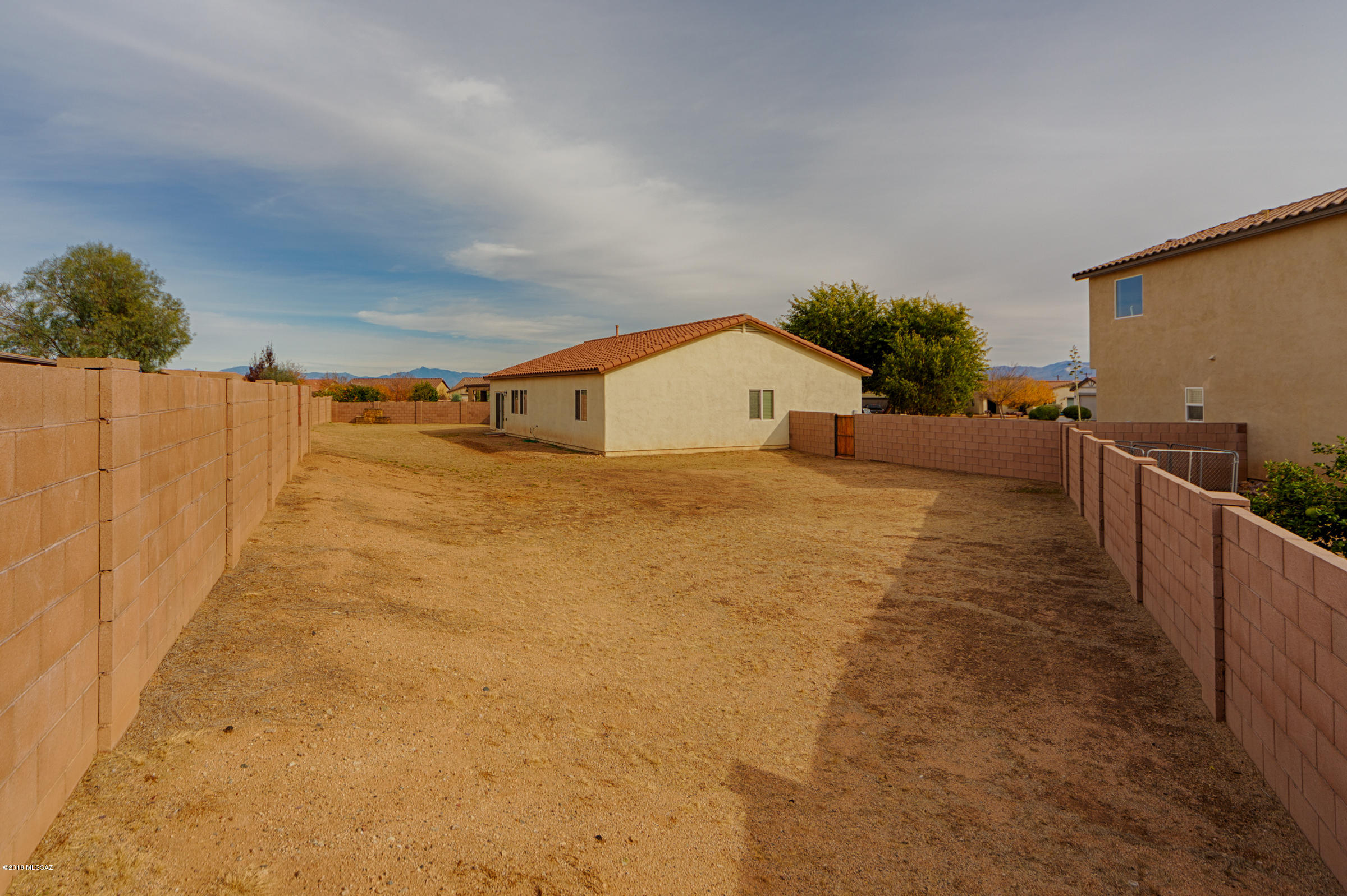 Presidio Del Cielo II (426-663) - Residential
