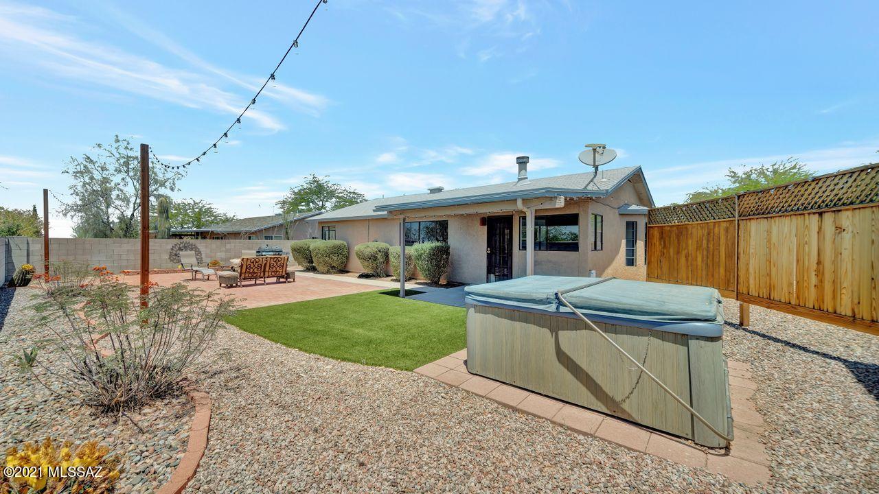 Falcon Point (1-170) - Residential