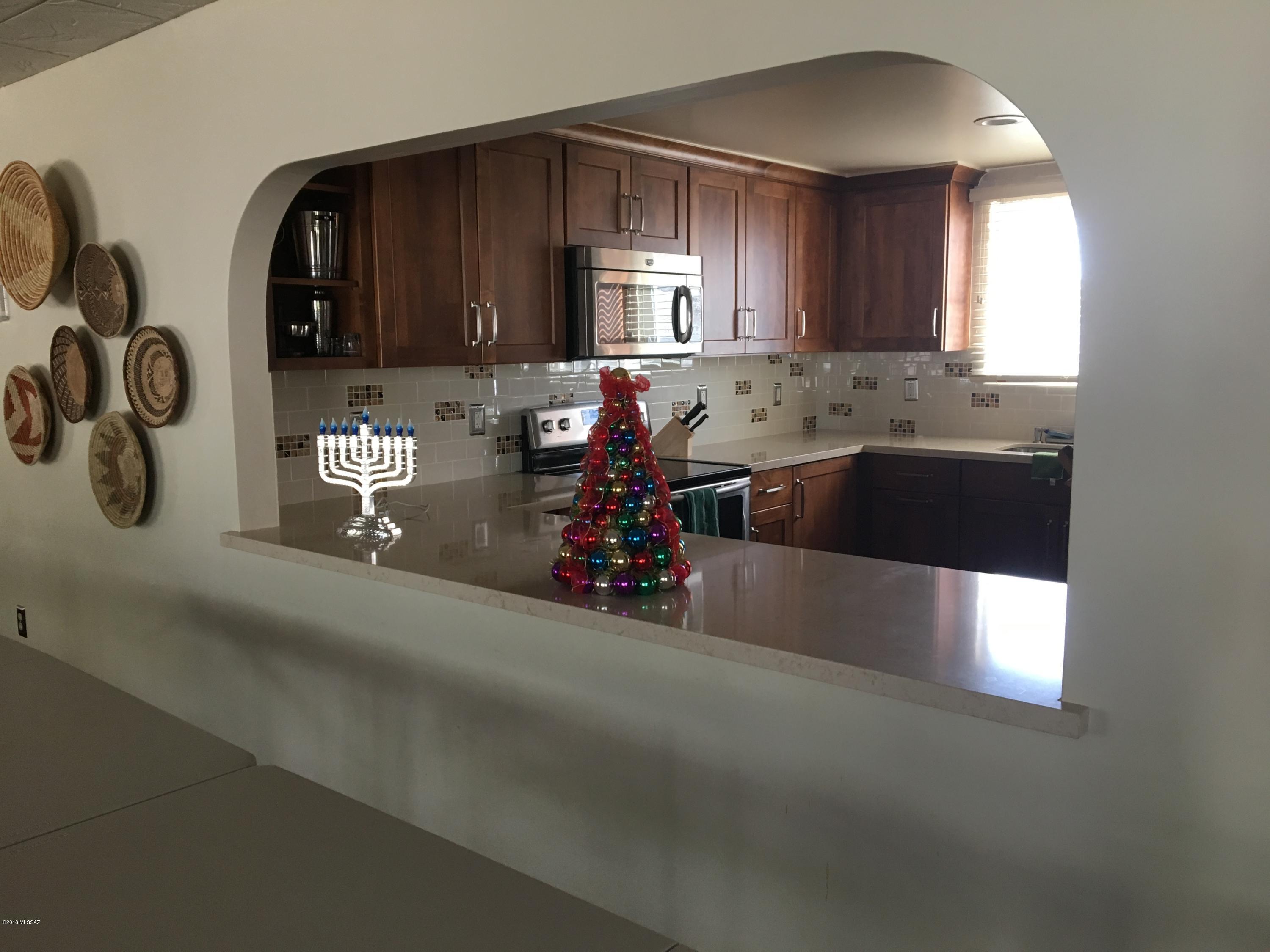 Las Lomitas (1) - Residential