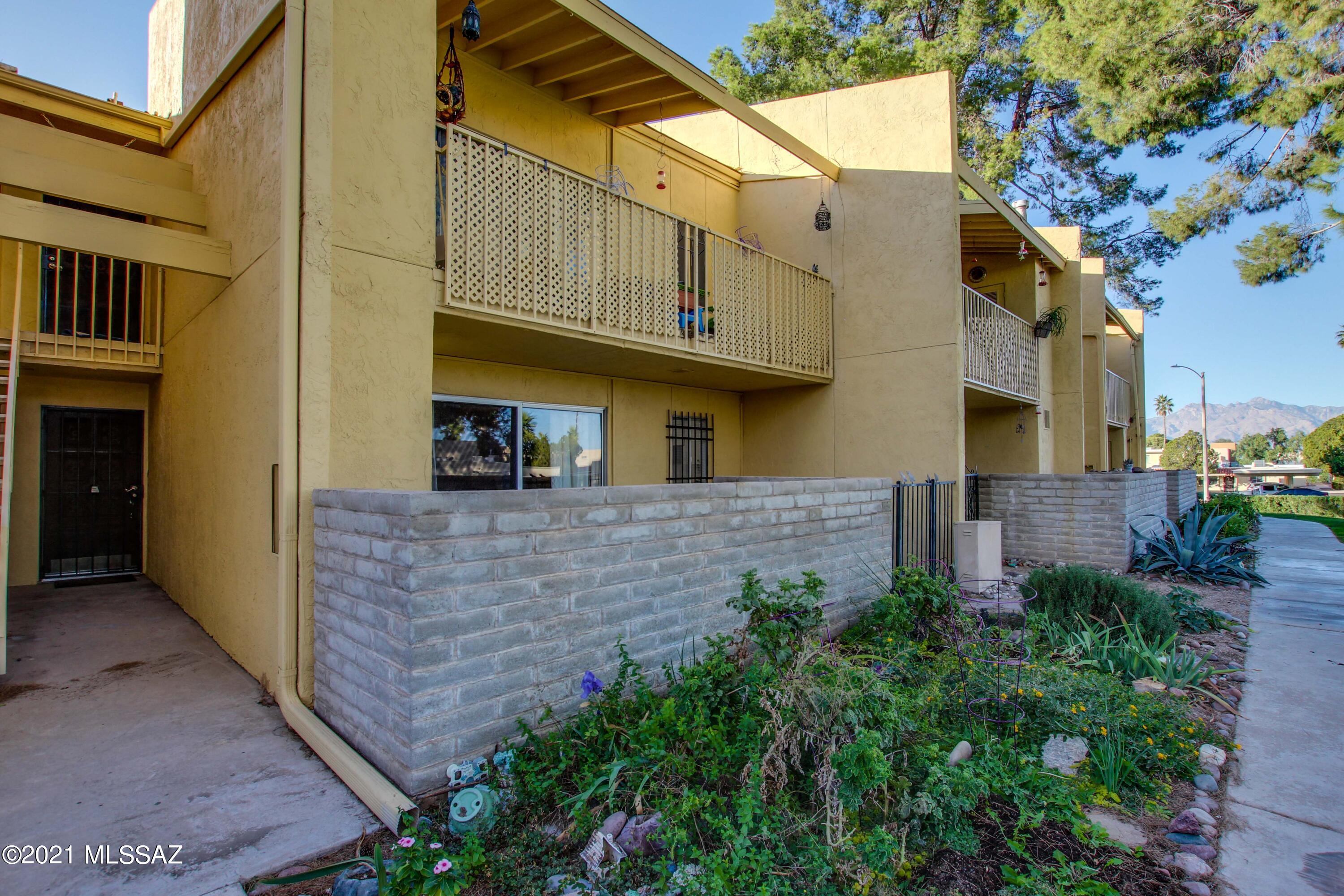 Langley Gardens Condominiums - Residential