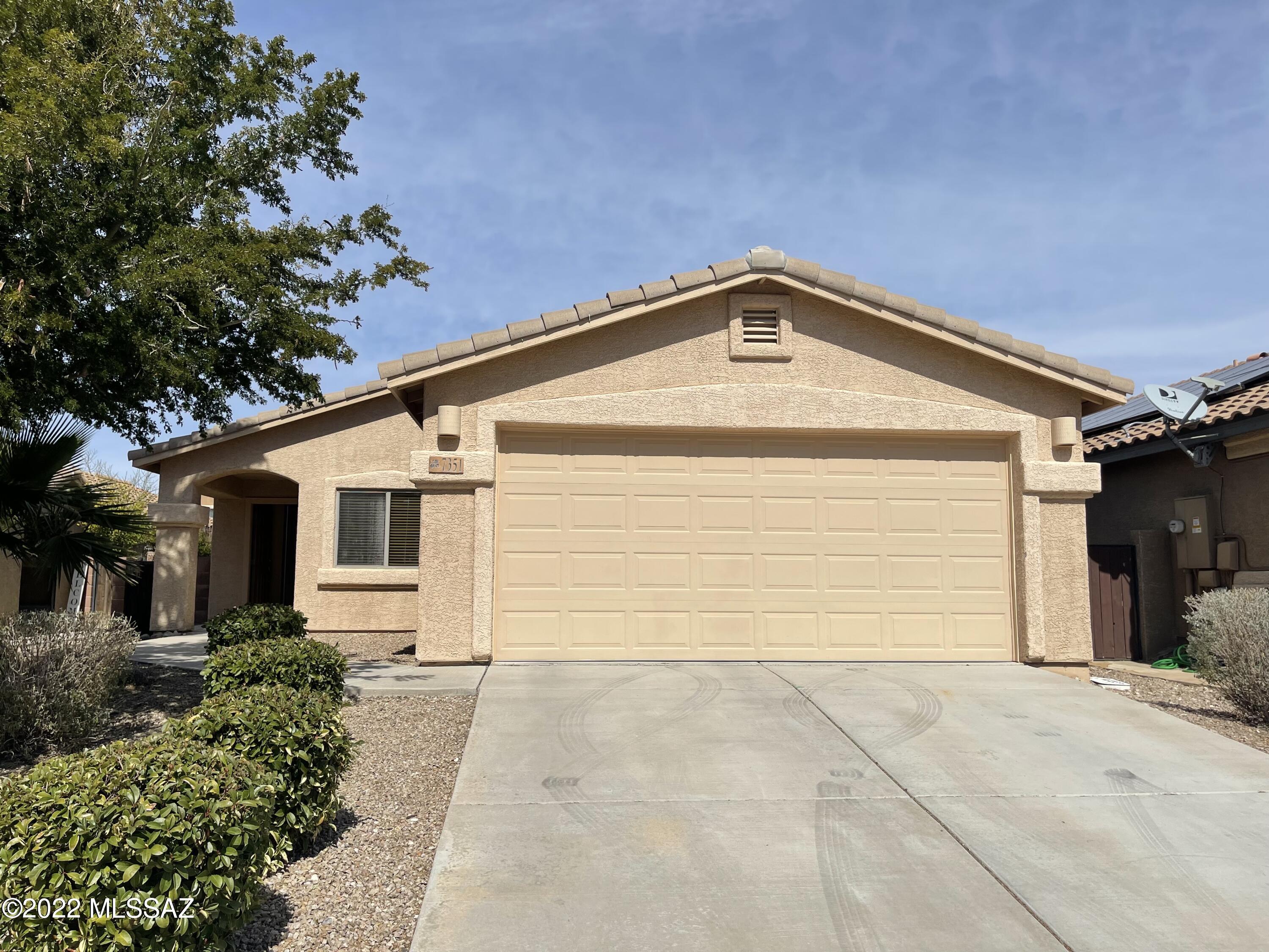 Available 3/11/22 Rent $1695
Amazing 3bed/2 bath Eastside home conveniently located with easy access to I-10, DM, Raytheon, Amazon, and located in the Vail School District!  Open, eat-in kitchen with plenty of cabinet and counter space. Spacious great room with wonderful natural lighting. Primary bedroom has huge walk-in closet and bathroom with dual vanities.  2nd and 3rd bedrooms are roomy too!  Large backyard with block wall fencing and covered patio. A/C! 2 Car Garage! Don't wait! Showings available during turnover process! Call/text 520-975-0403 or email rentnow@eliteimpactrealty.com
