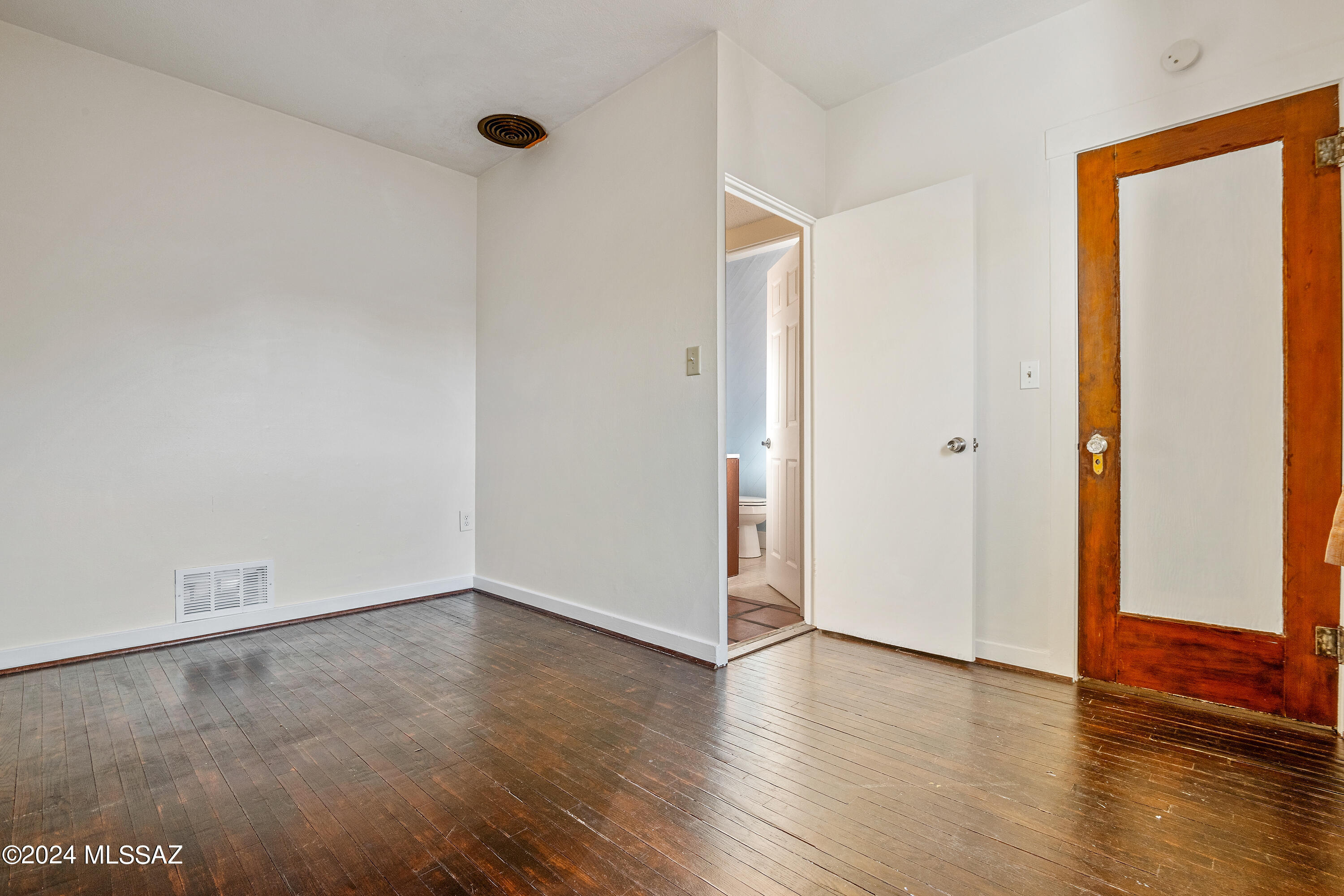 Lincoln Park - Residential