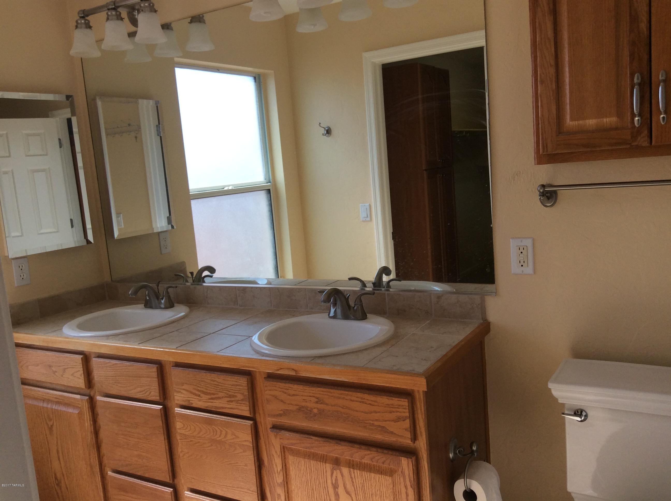 Rancho Del Lago (207-388) - Residential