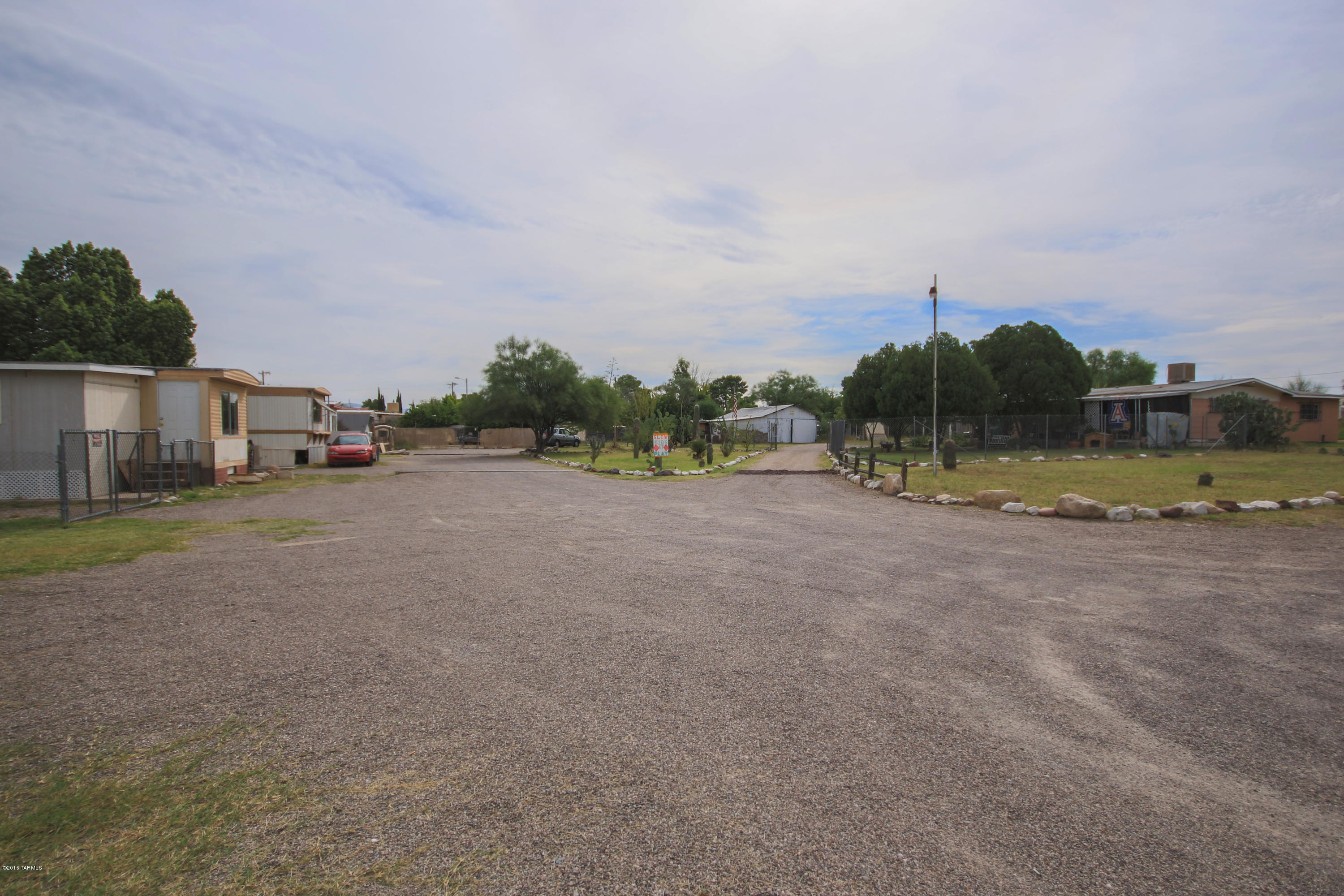 Los Ranchitos - Residential Income