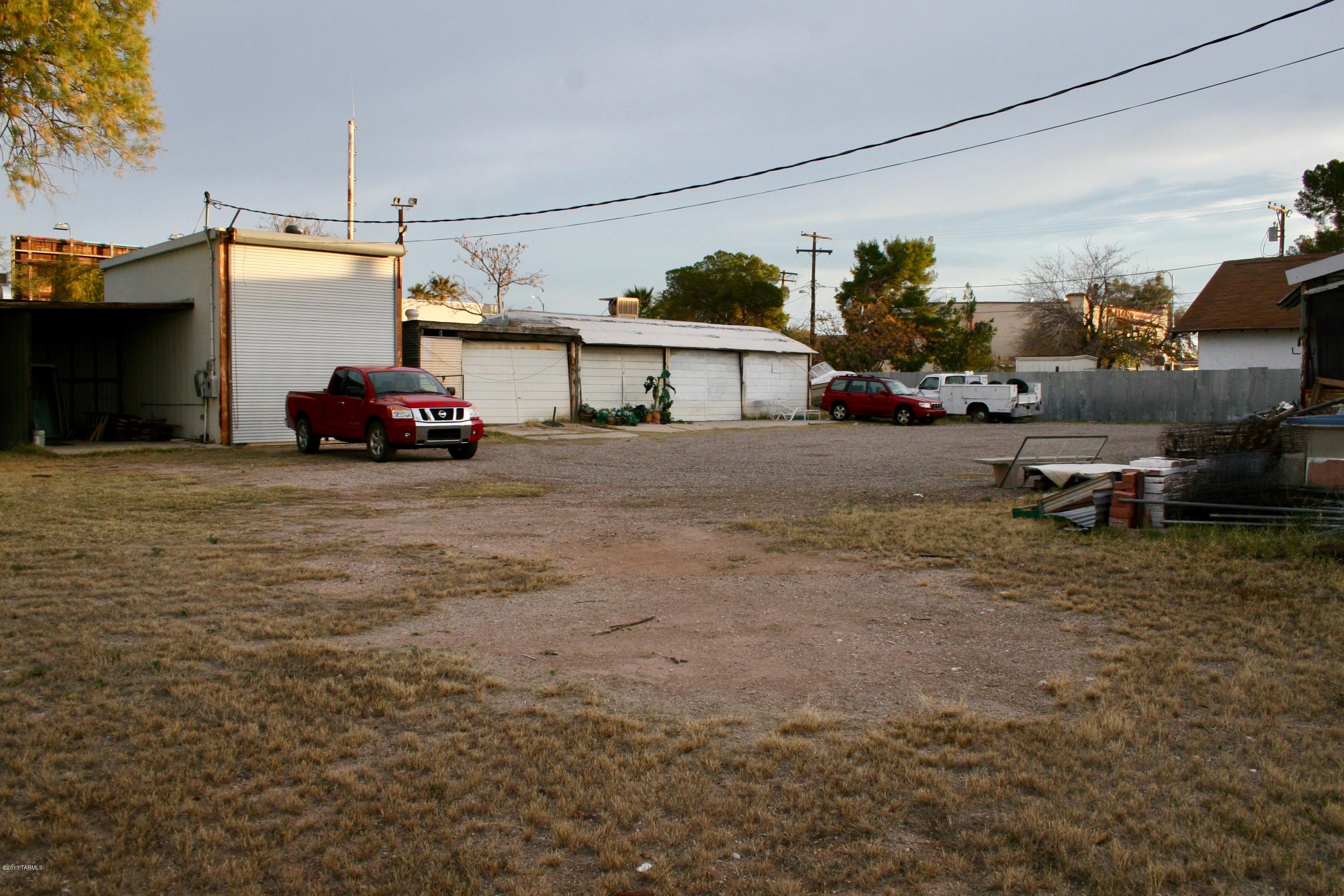 Tucson - Land