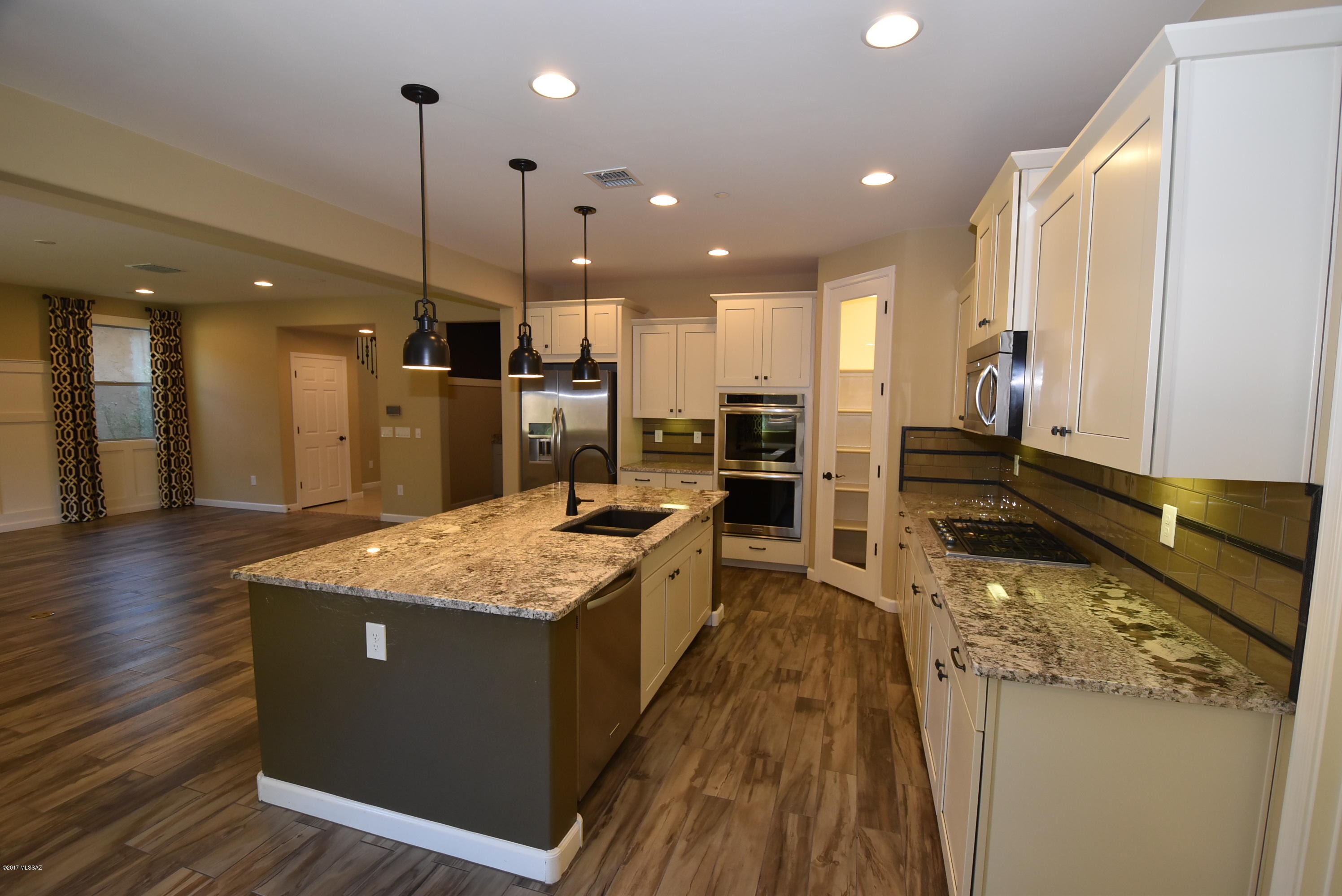 Rancho De Plata SQ20132830156 - Residential Lease