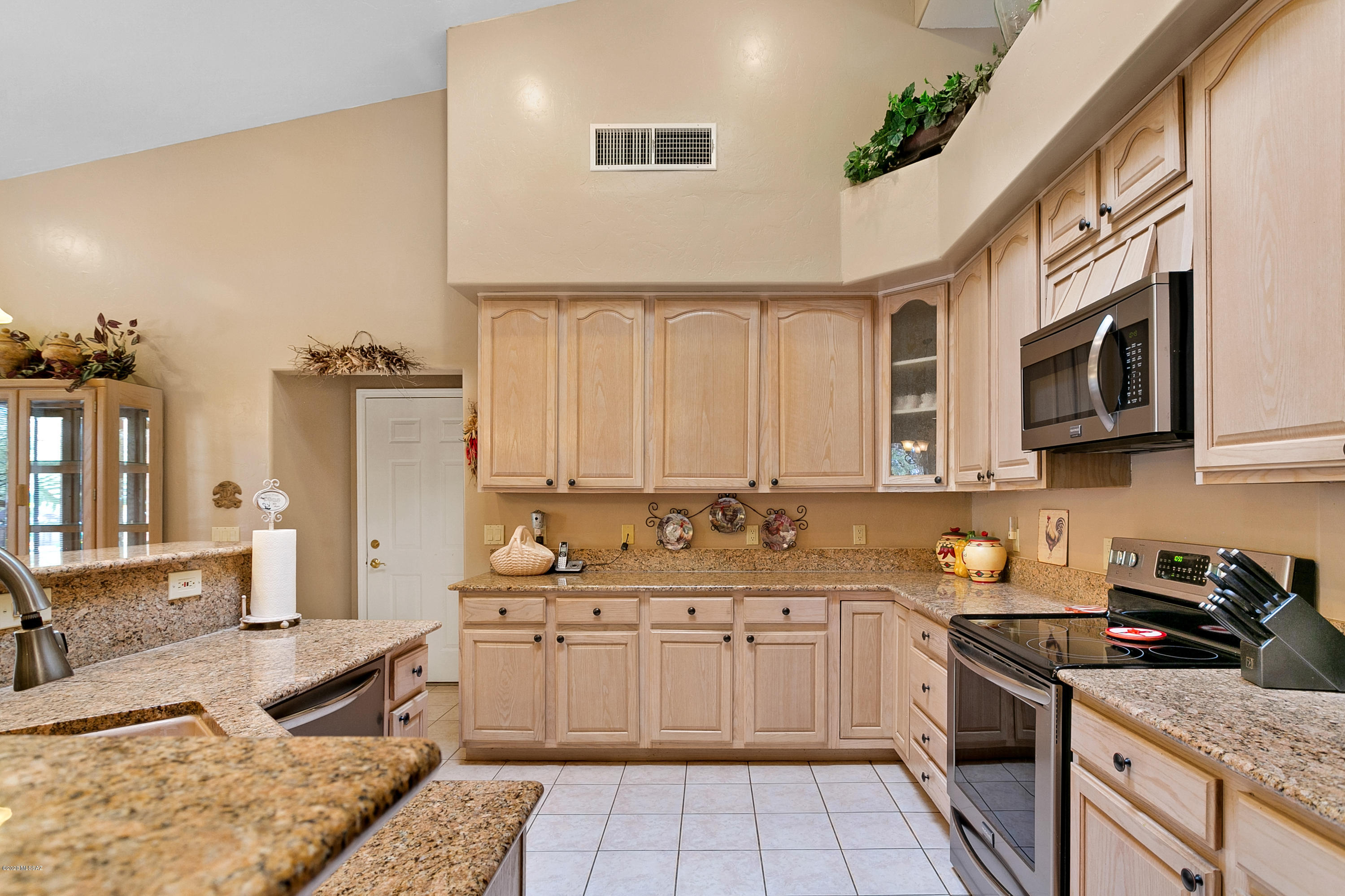 New Tucson Unit NO. 23 (140-261) - Residential
