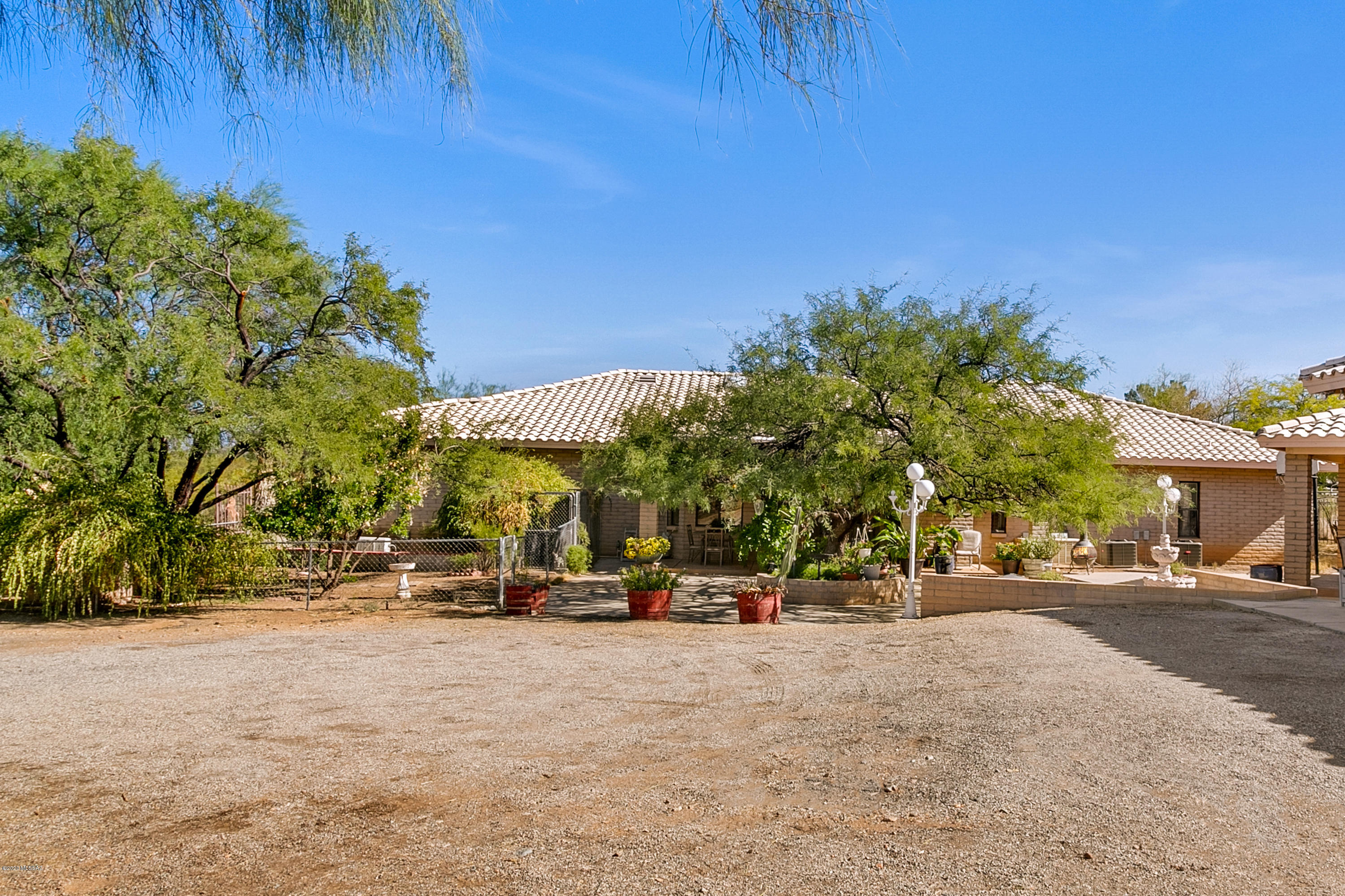 New Tucson Unit NO. 23 (140-261) - Residential