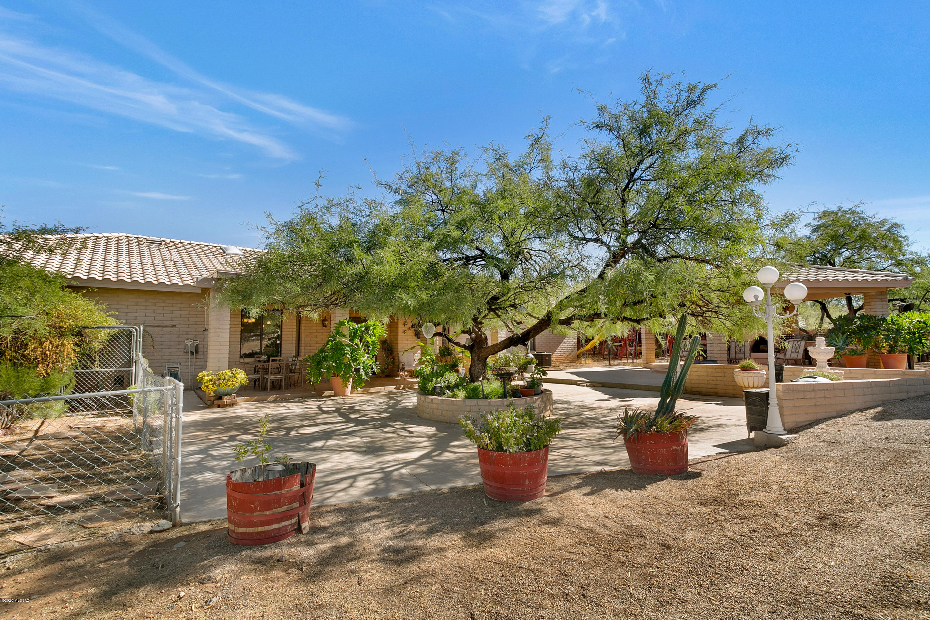 New Tucson Unit NO. 23 (140-261) - Residential