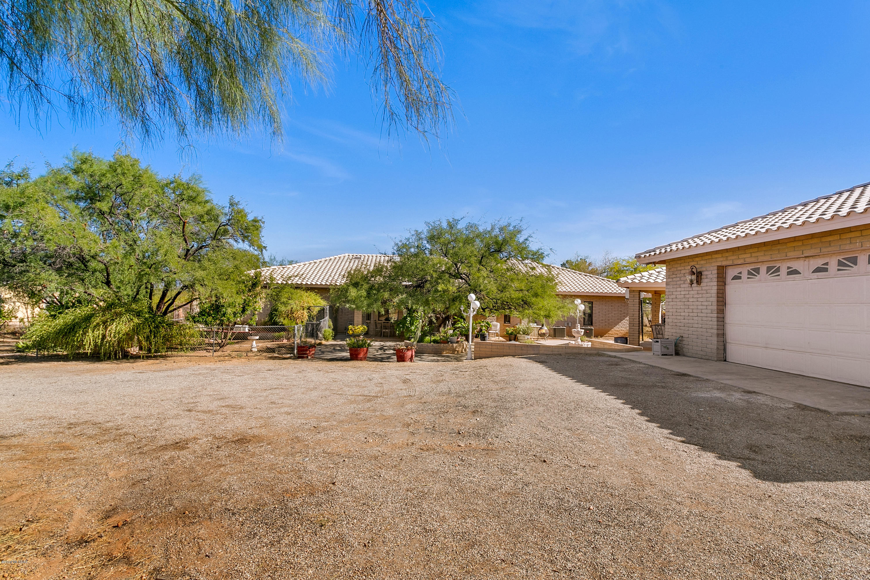 New Tucson Unit NO. 23 (140-261) - Residential
