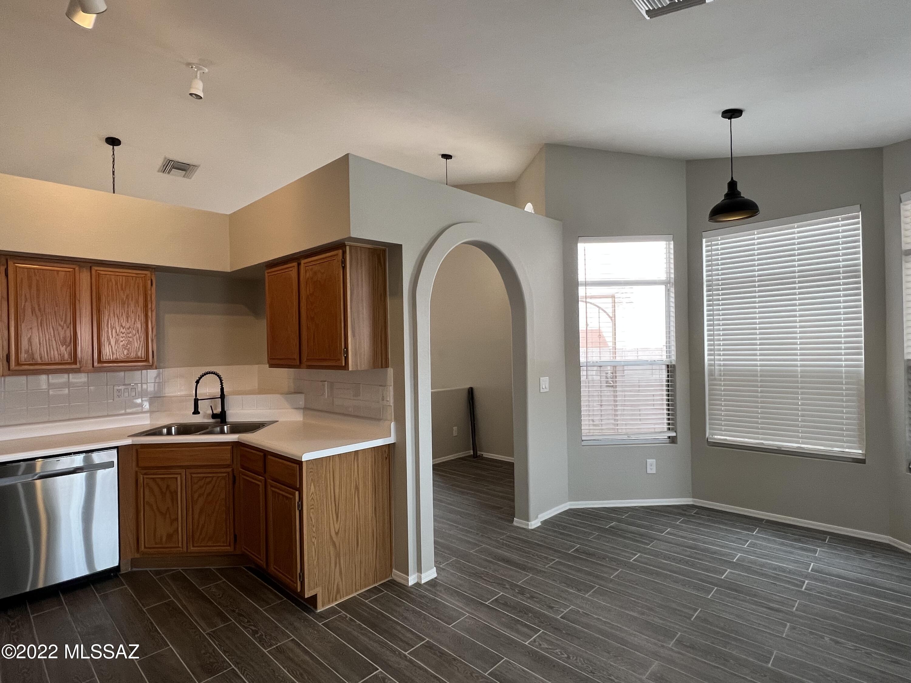 North Ranch (781-885) - Residential Lease
