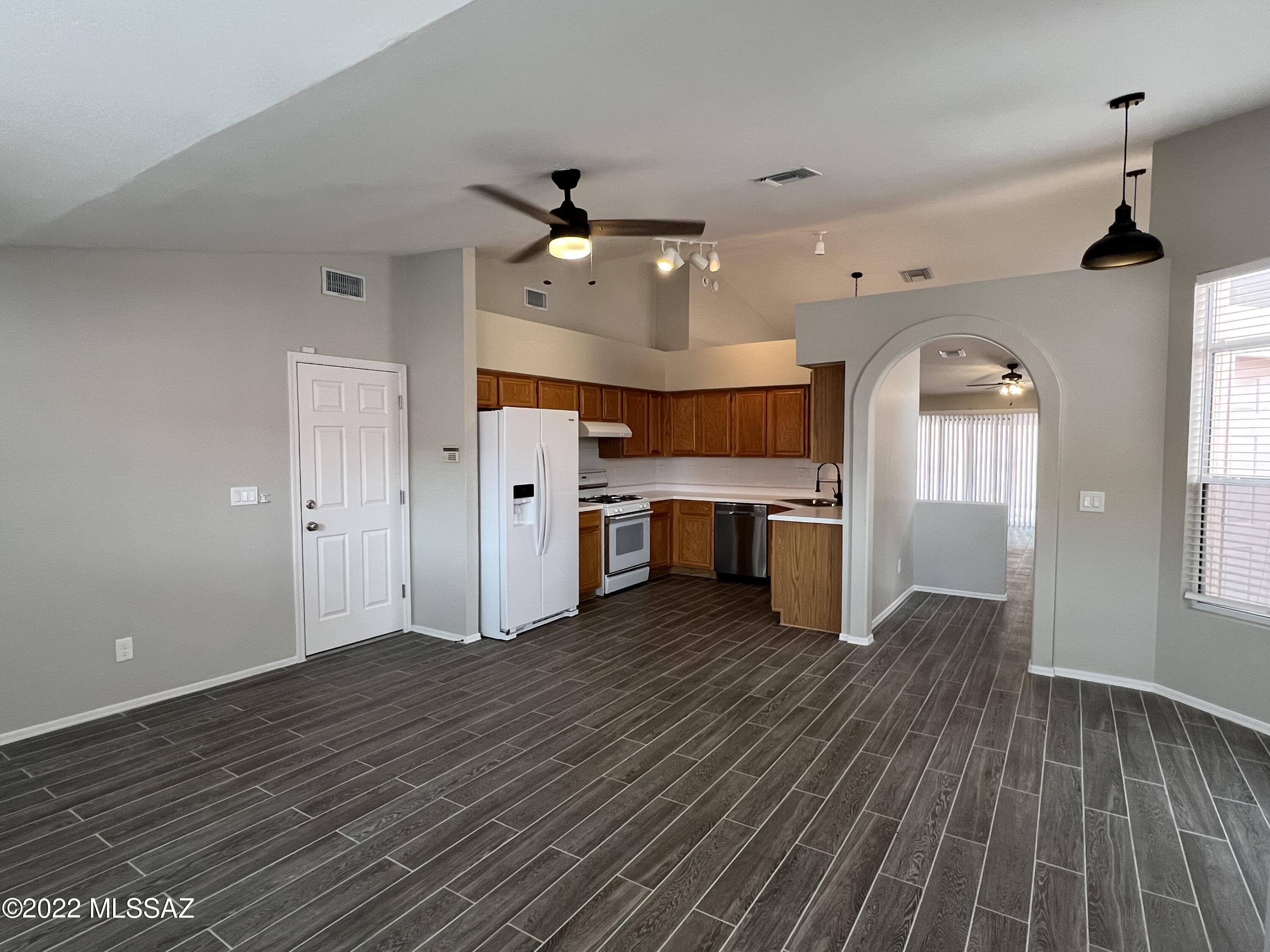 North Ranch (781-885) - Residential Lease