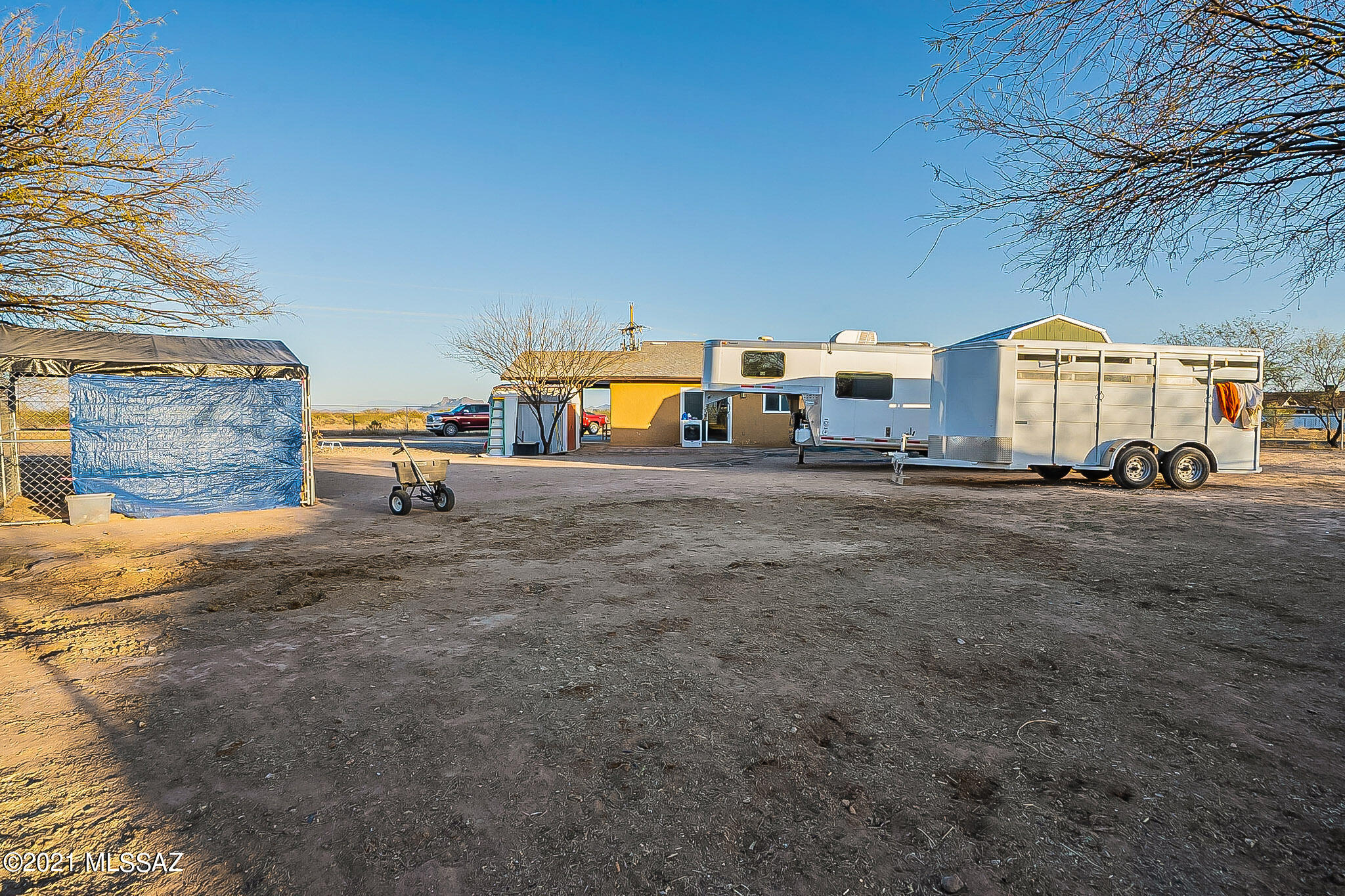 White Fence Farms (1-65) - Residential