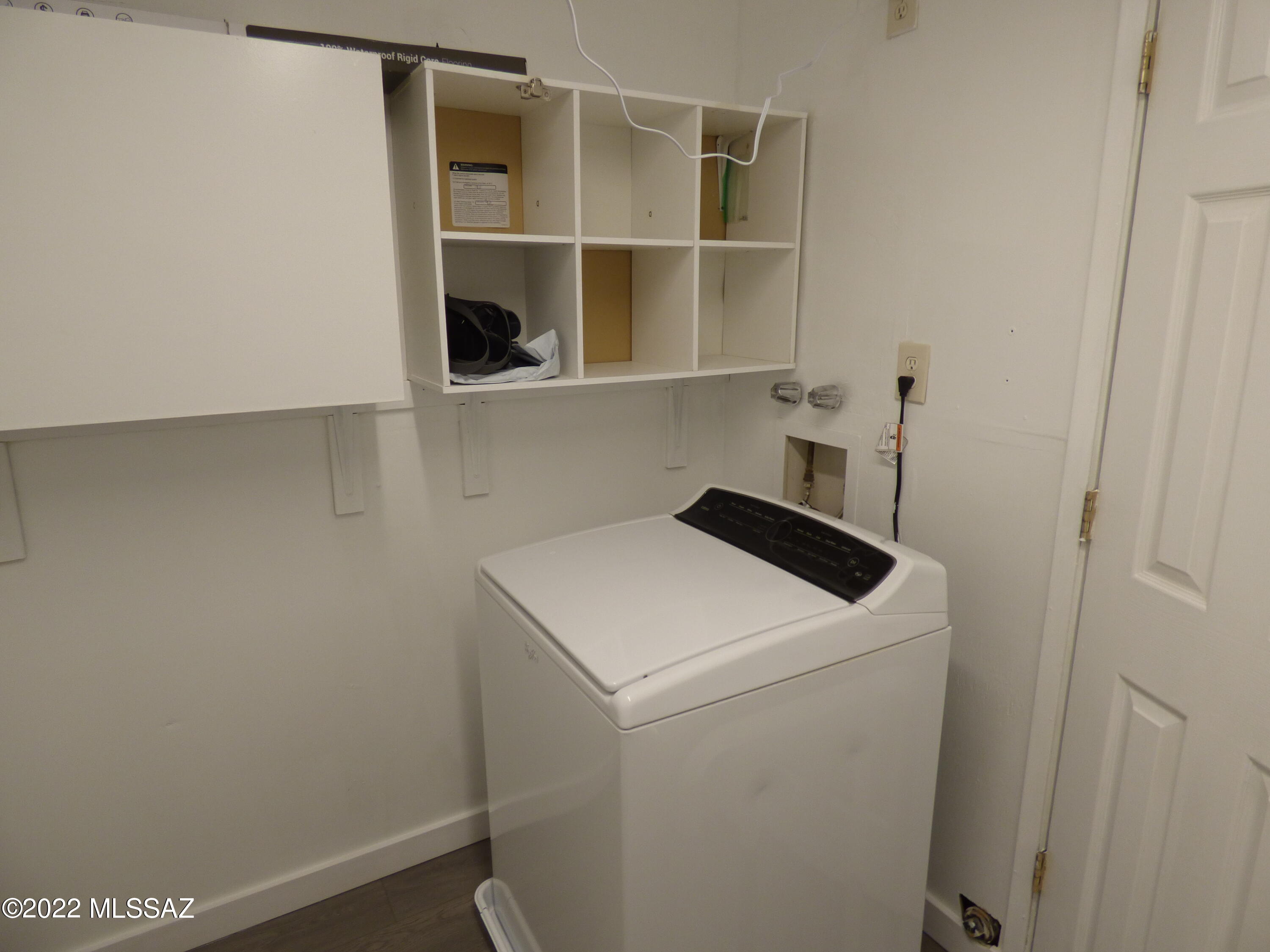 Valley View East NO. 8 (1-38) - Residential Lease